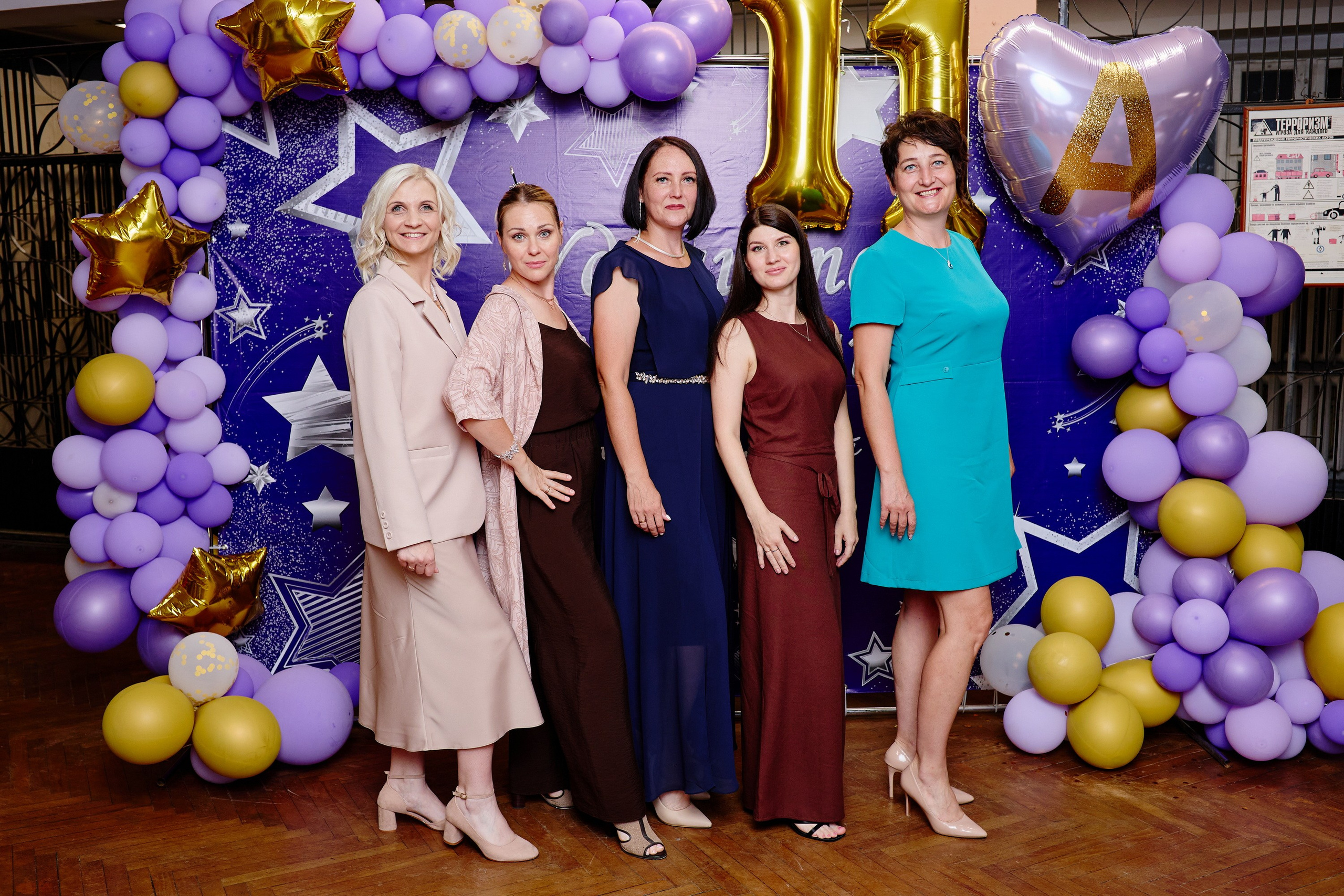 Выпускной 35 Сош. Фотограф Выпускные альбомы Таганрог Сергей Коробченко