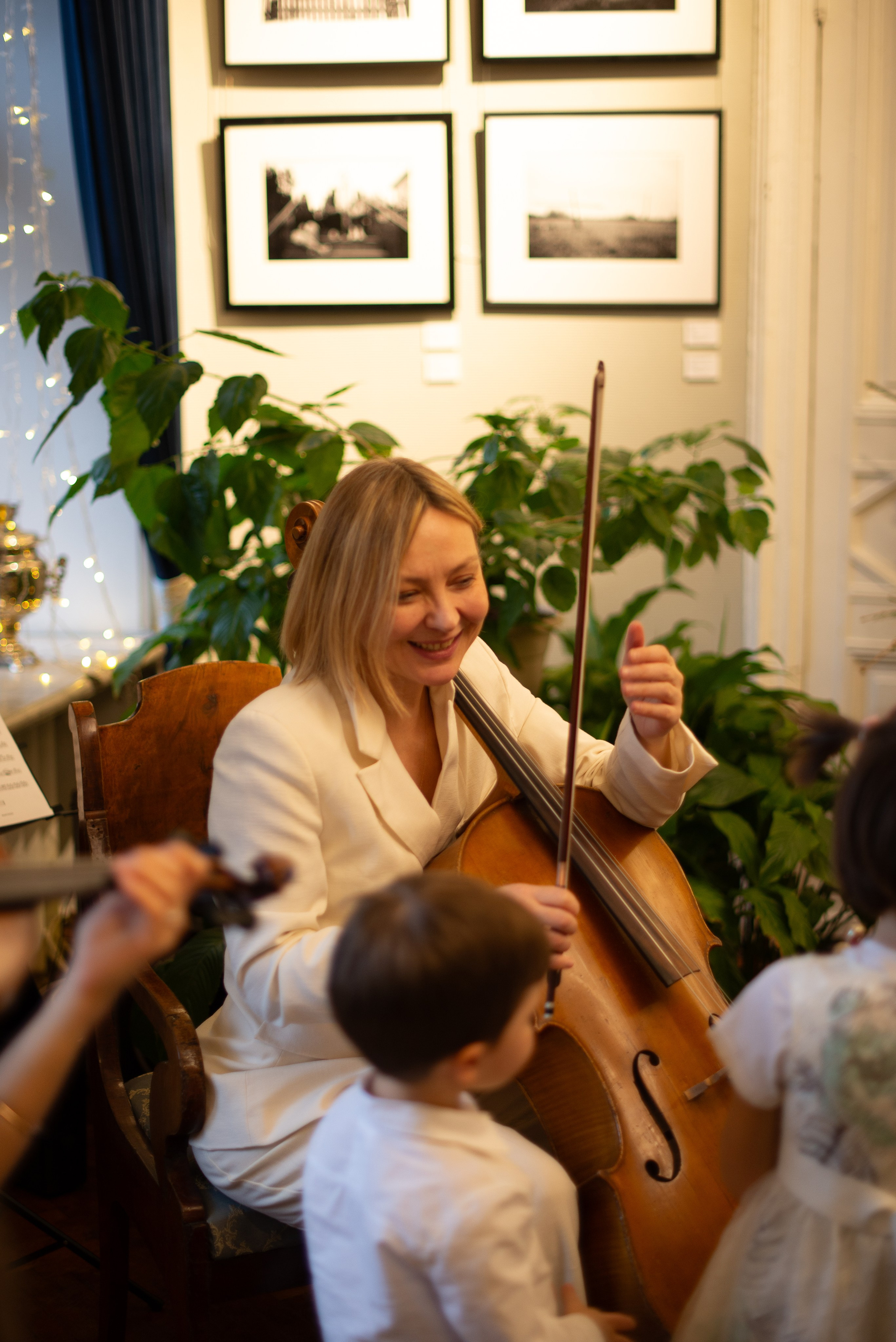 Музыкальная Новогодняя Ёлка в Доме Телешова и Mozart for kids. Victoria Radjevna Репортажный Fashion Фотограф- Видеограф Санкт-Петербурга и Москвы