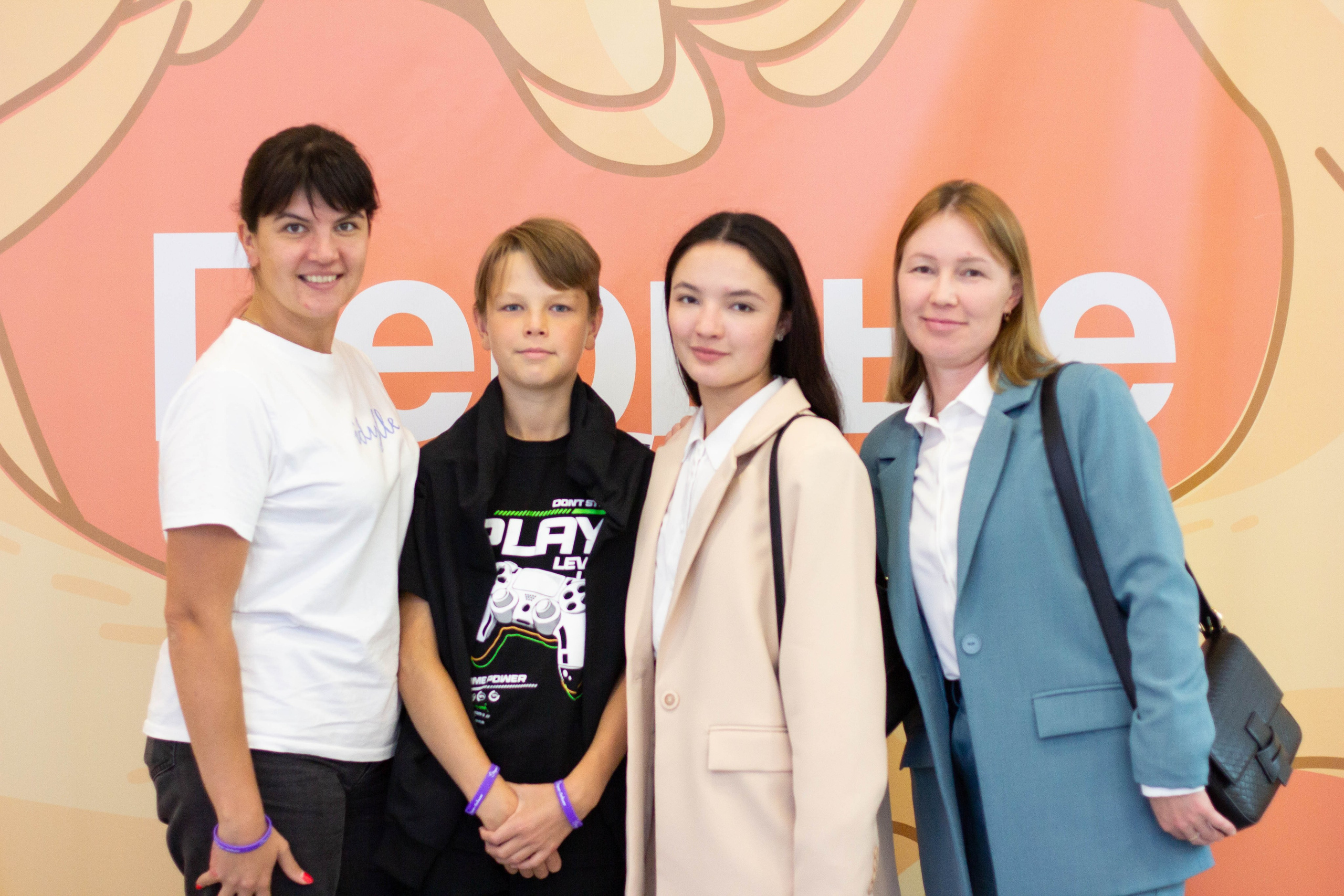 Форум родные-любимые 2024. Фотограф мероприятий и спорта: юбилеев, дней рождений и корпоративов из Москвы