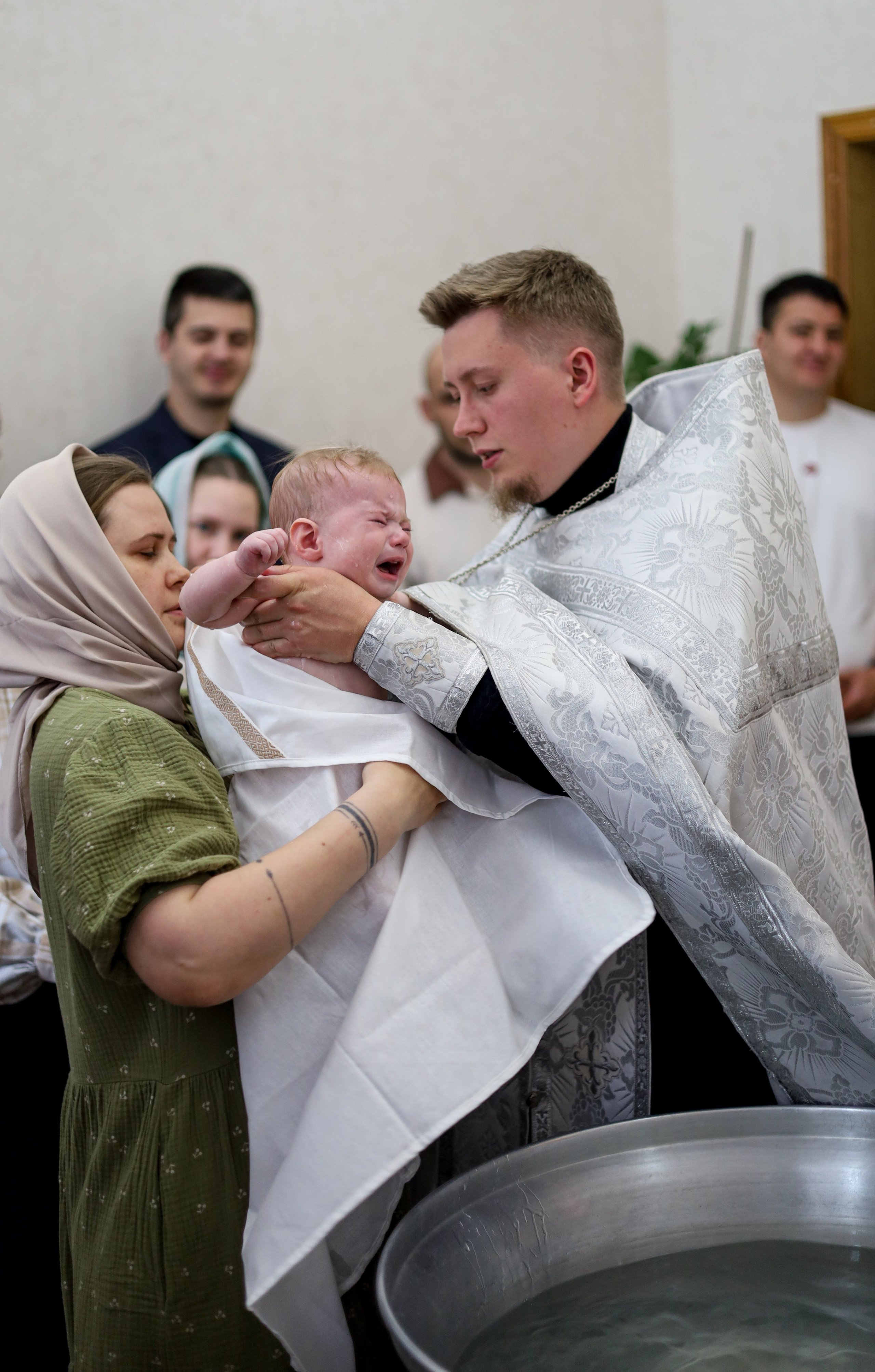 Фотограф на крестины в Симферополе - фотограф Виктор Загурский