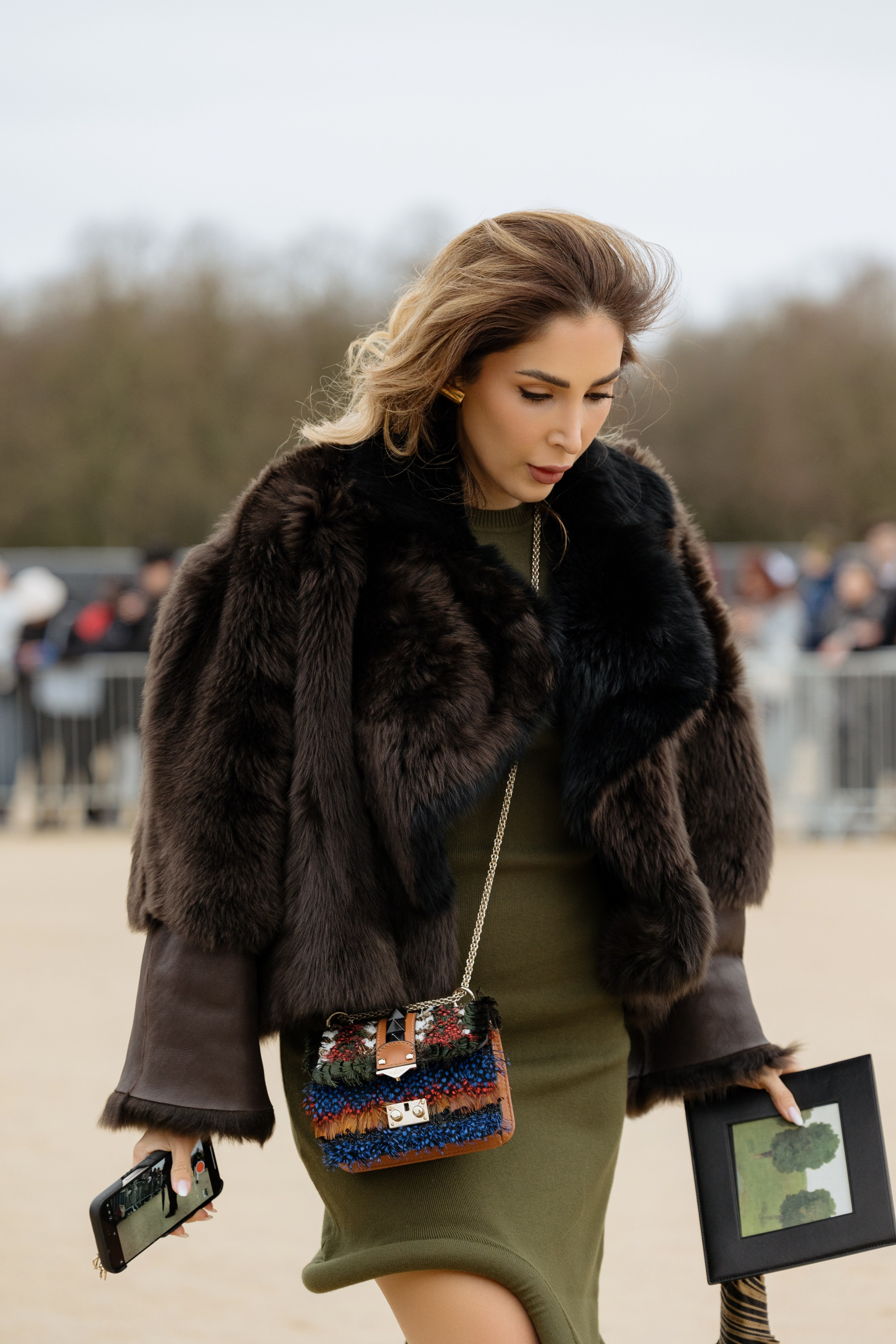 LOEWE PFW WOMENSWEAR FALL-WINTER 24/25. Photographer in Milan Ivan Goncharov