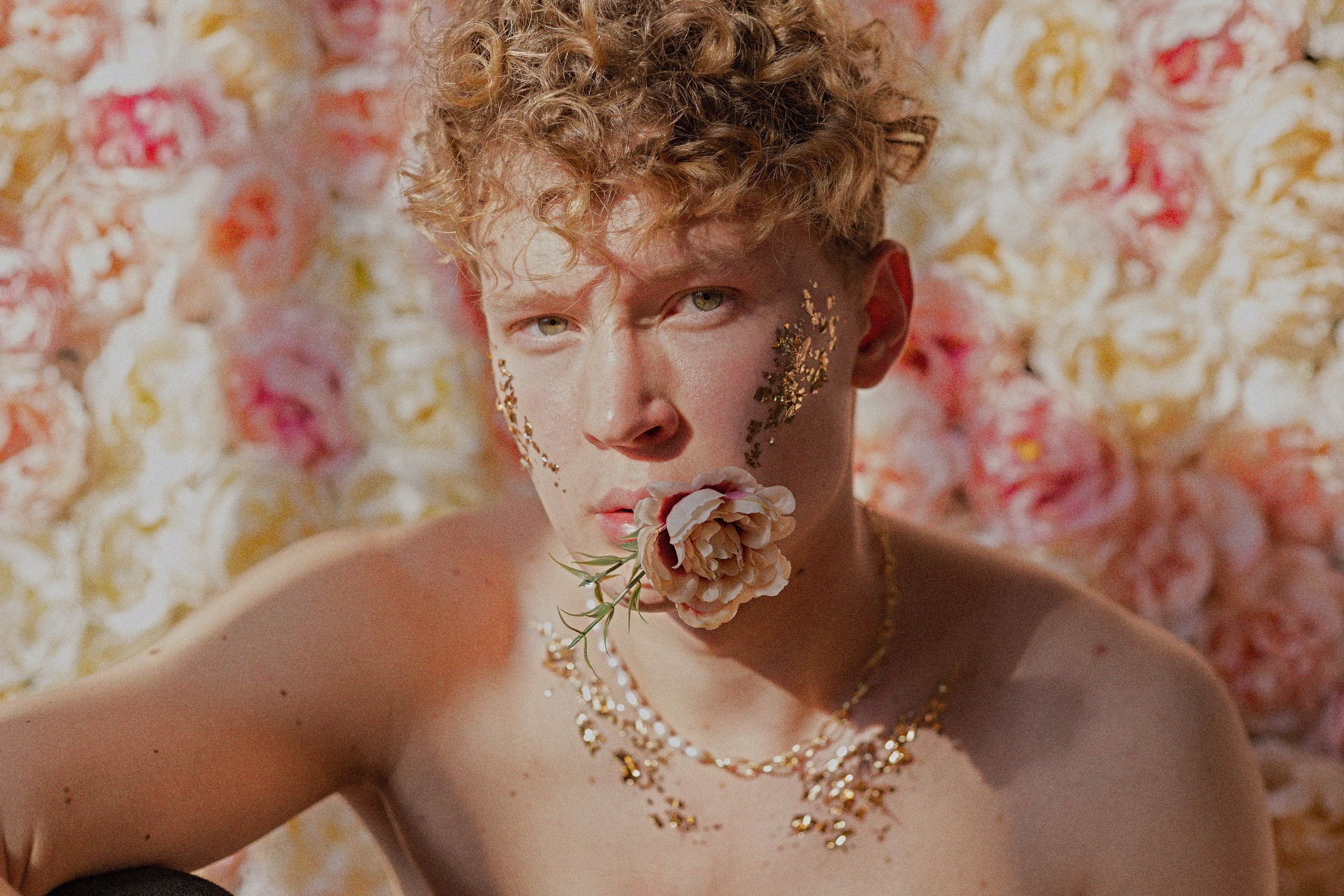 Сияющий в цветочных снах. Фотограф в Воркуте Мария Фомина