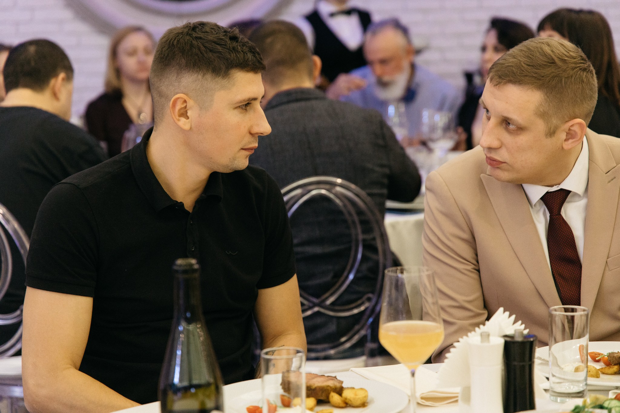 Интрополис. Артём Бачурин — свадебный фотограф Воронеж