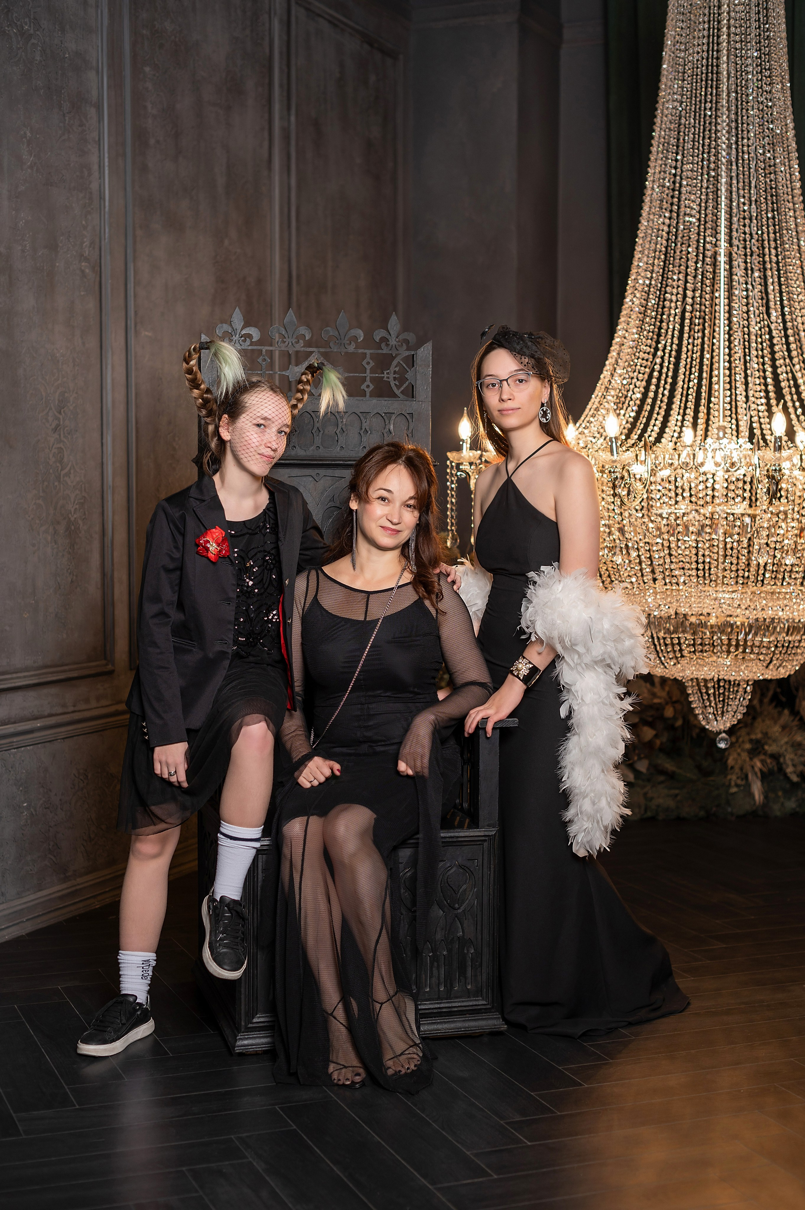 Cross+Studio, зал FRIDAY. Детский и семейный фотограф г. Москва Оксана Катаджи