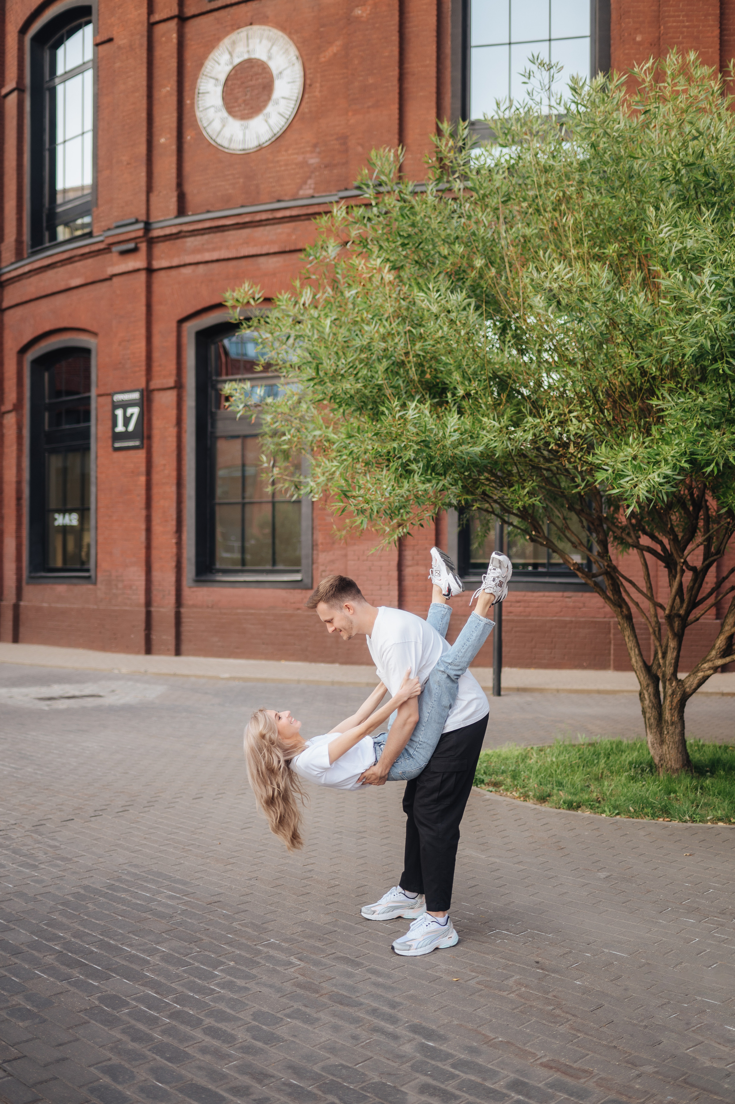 Городская лавстори Вани и Кати. Фотограф в Москве и Московской области Таня Яблочкина