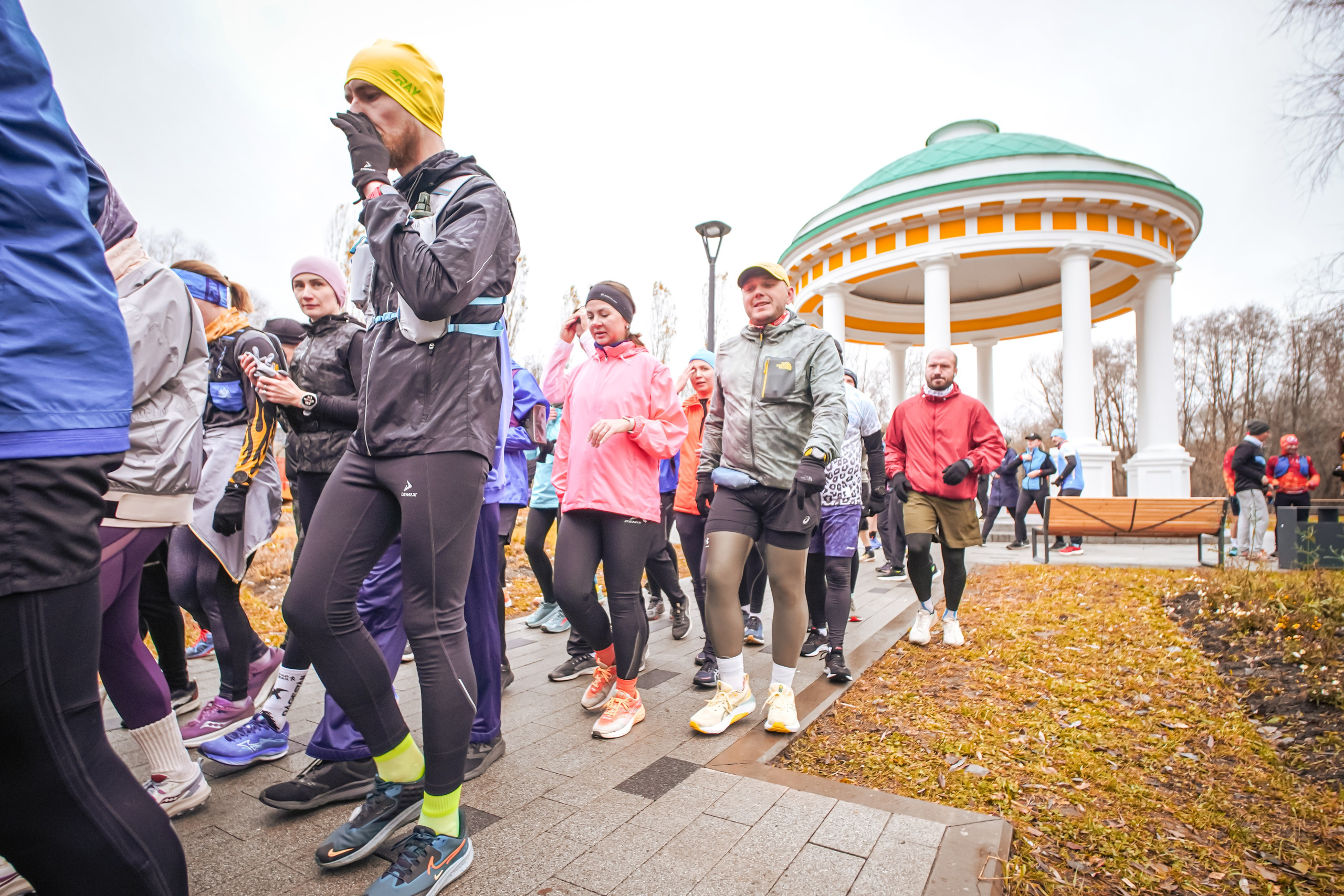 #марафонудома #яuzarun 2024 2-я петля, группа 6:30. Роман Капилюшов. Бег. Фото. Видео. г. Люберцы