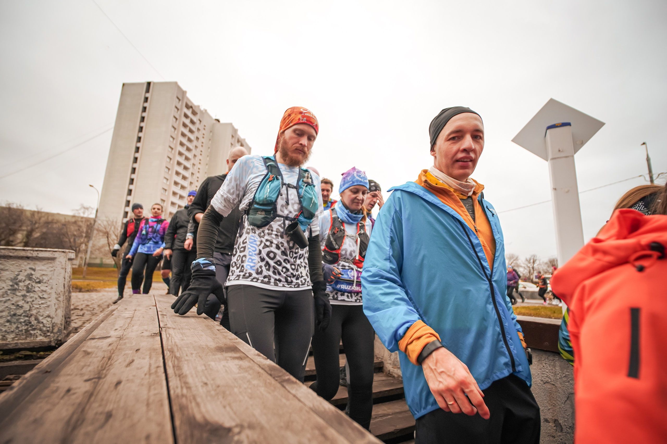 #марафонудома #яuzarun 2024 2-я петля, группа 6:30. Роман Капилюшов. Бег. Фото. Видео. г. Люберцы