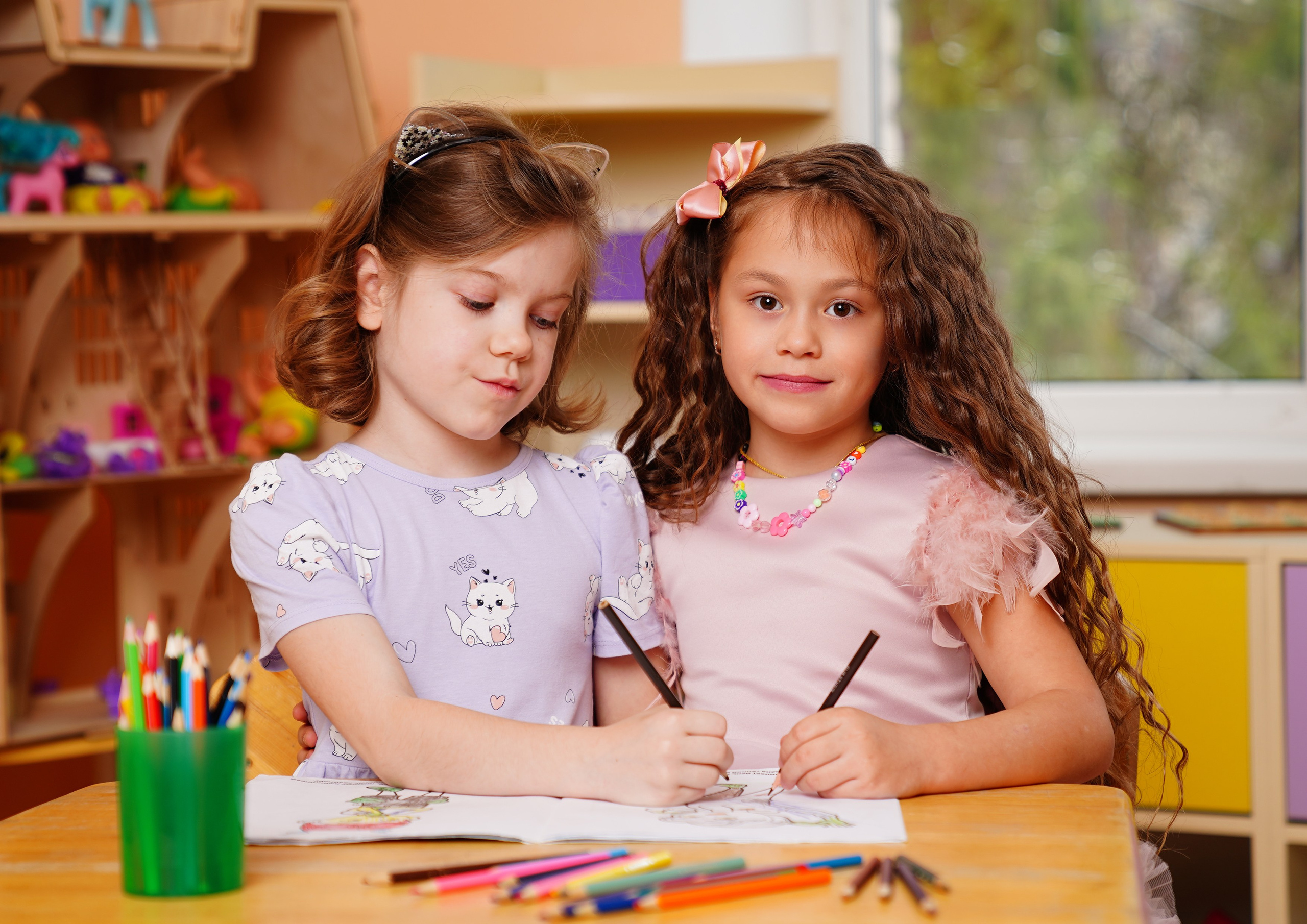 Мелкие группы. MEMENTO.Выпускные альбомы, школьные, юбилейные и другие книги. Ростов-на-Дону