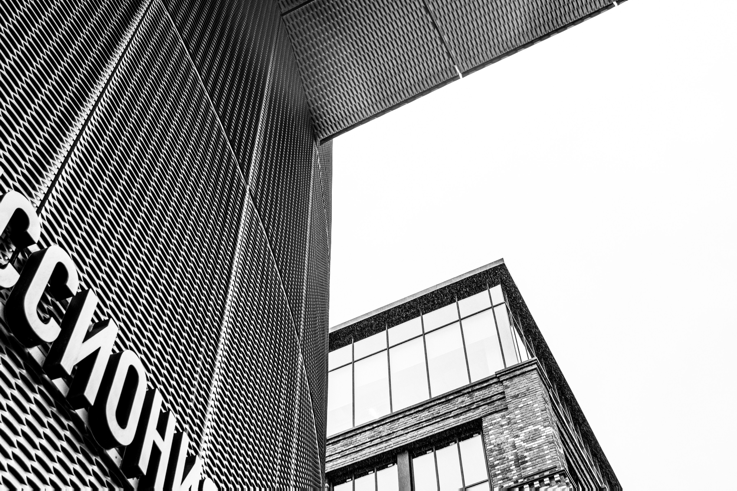 Большевик. Портретный и архитектурный фотограф в Москве и Санкт-Петербурге