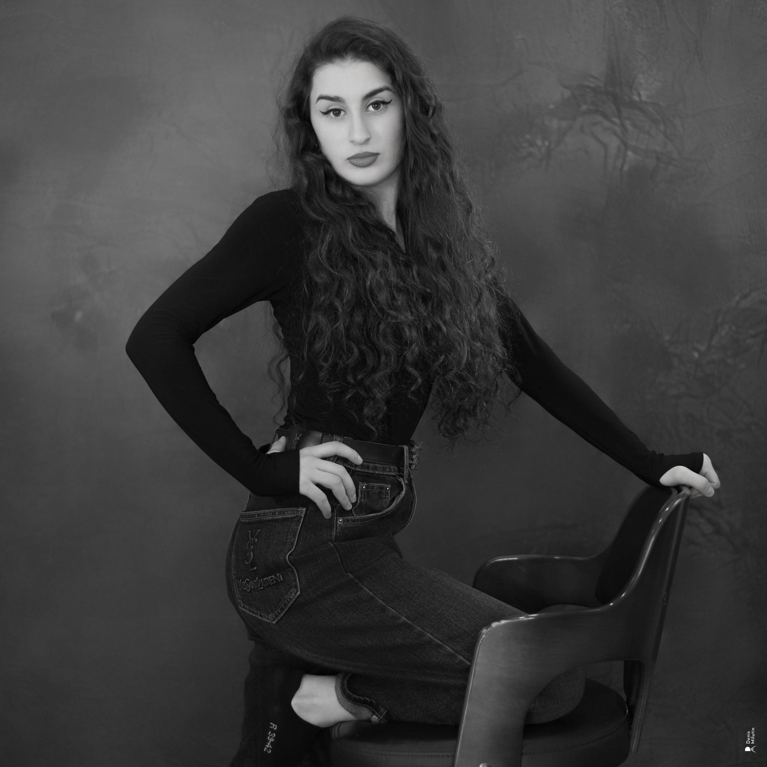 Танцоры лучшие модели — тем более в лучшей фотостудии-салоне платьев. Портретный фотограф Денис Милютин