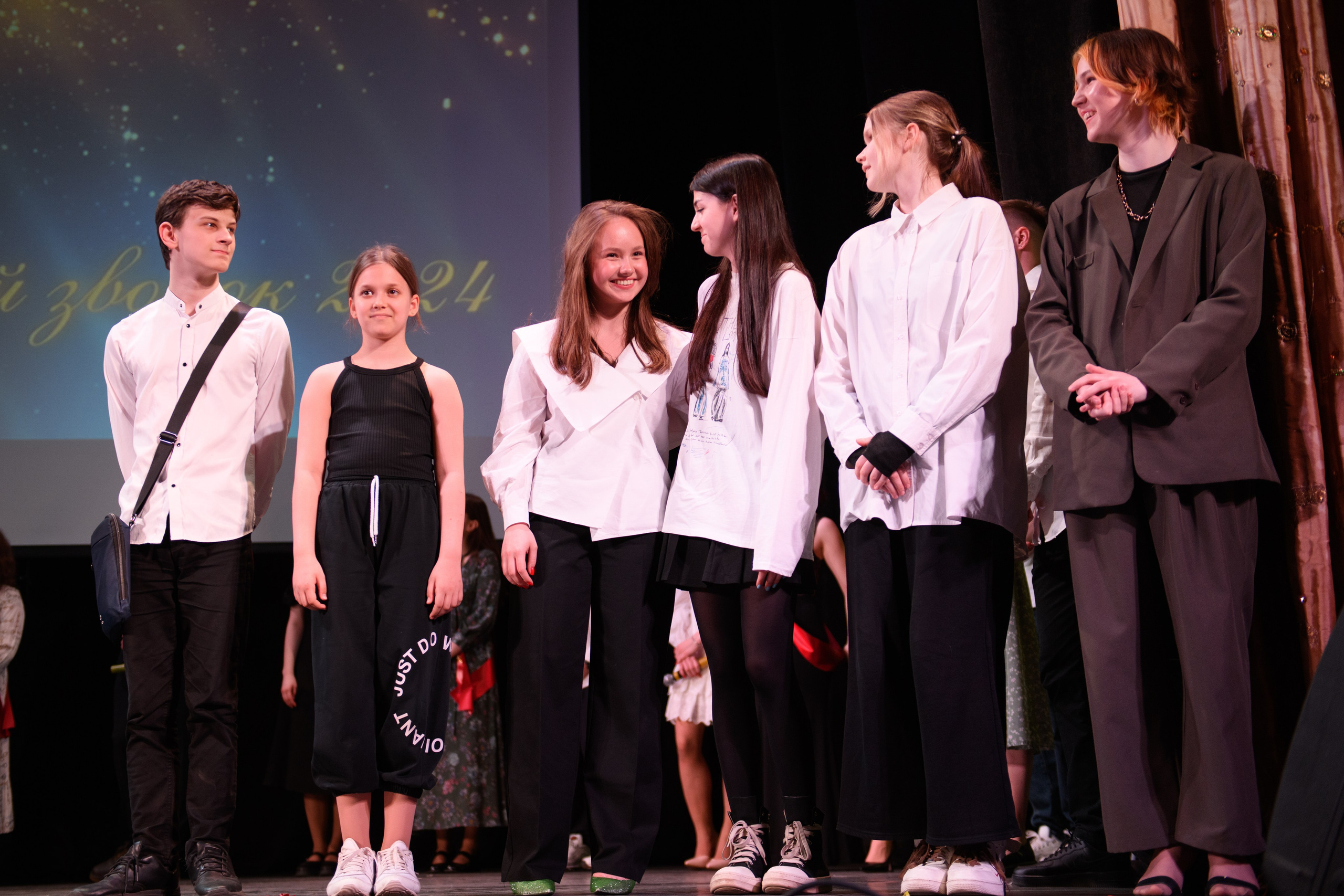 Фотосъёмка торжественного вечера выпускников. Организация и проведение фотосъемок в Санкт-Петербурге. Фотограф Смирягин Илья