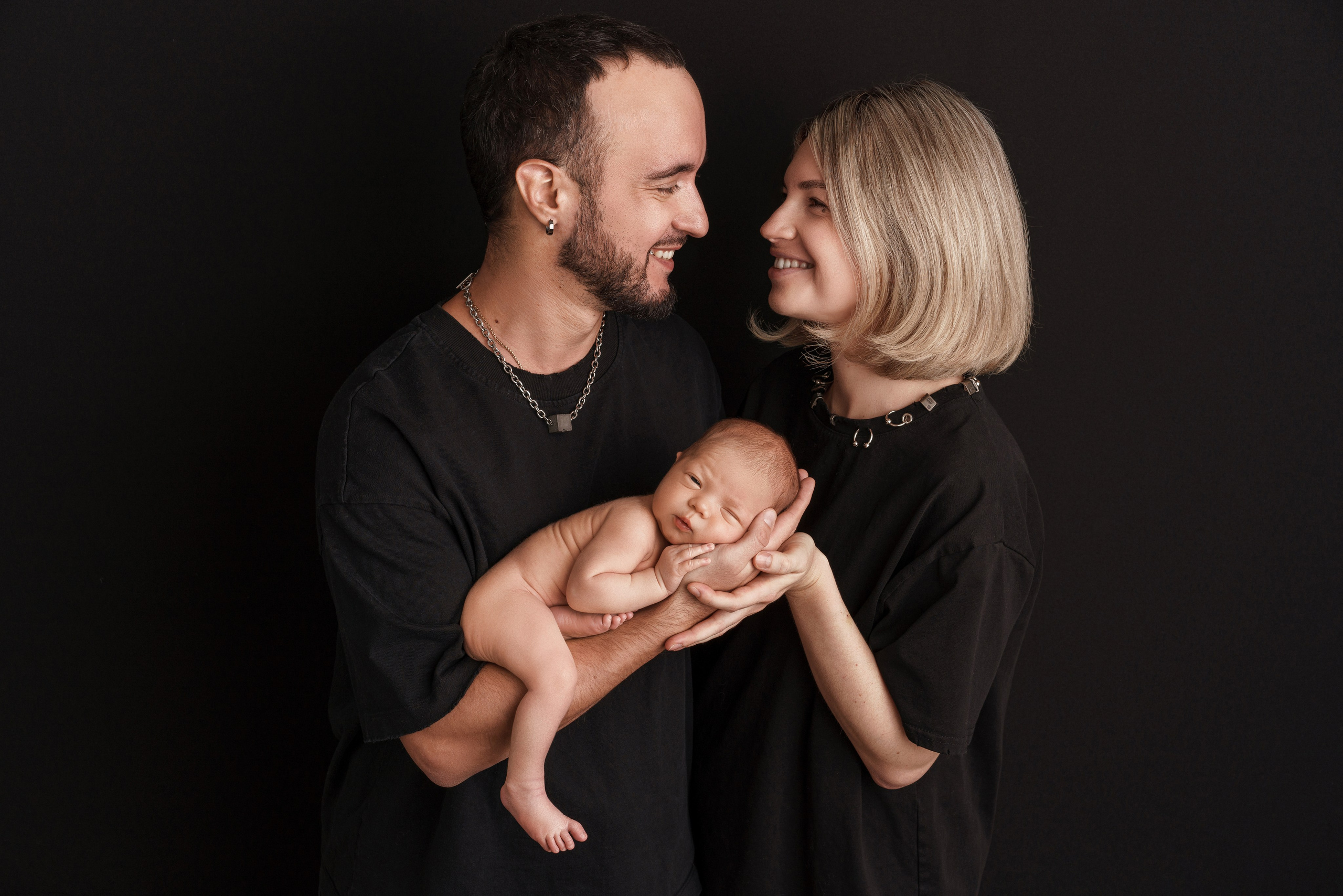 Семейные фотосессии с новорожденными | Трогательные кадры малышей и их близких в Москве и МО. Фотосессия новорожденных в Москве и Московской области | Профессиональный фотограф newborn — Татьяна Иванова