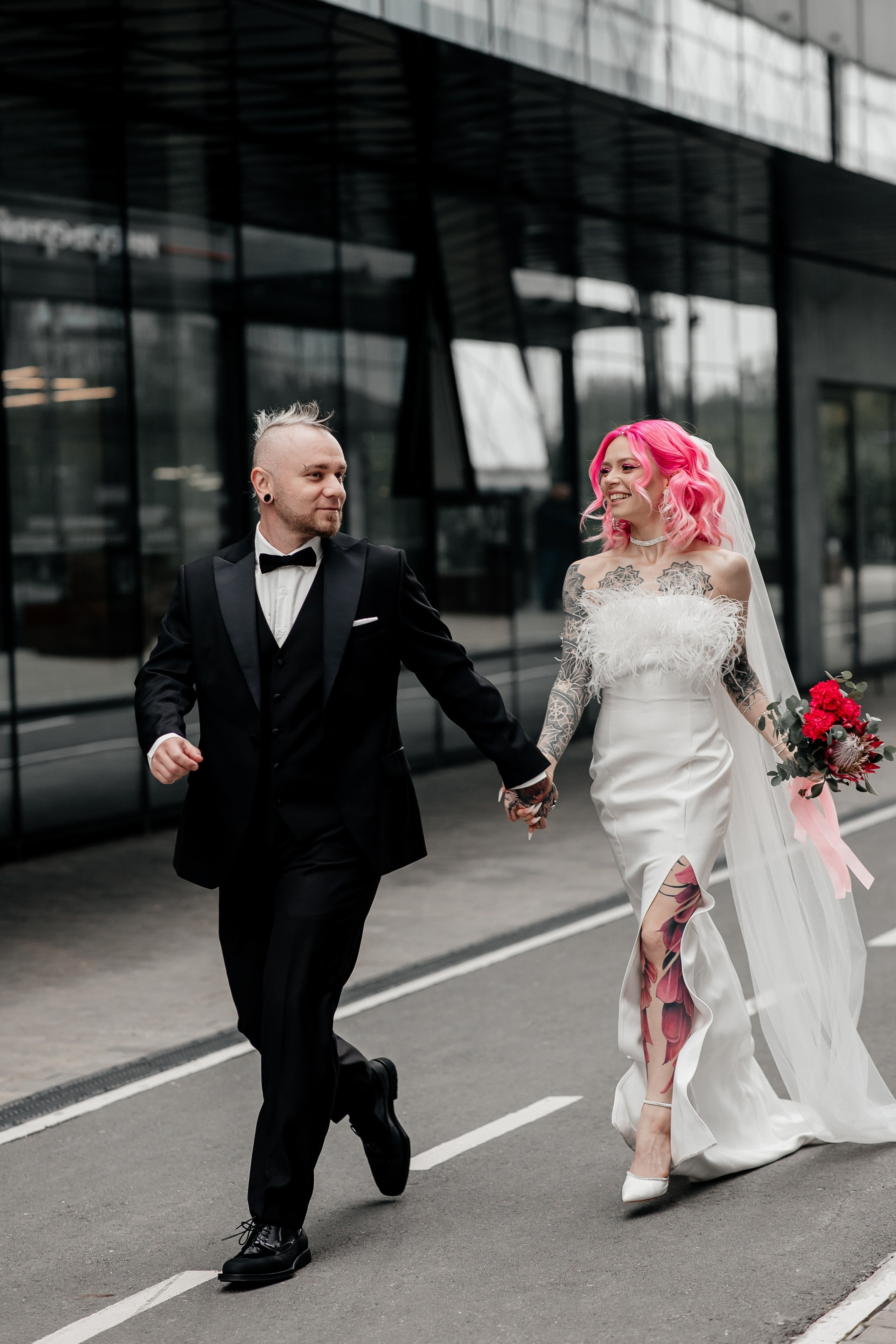 Саша и Таня 2024. Свадебный и портретный фотограф Алина Иванова. Екатеринбург-Москва