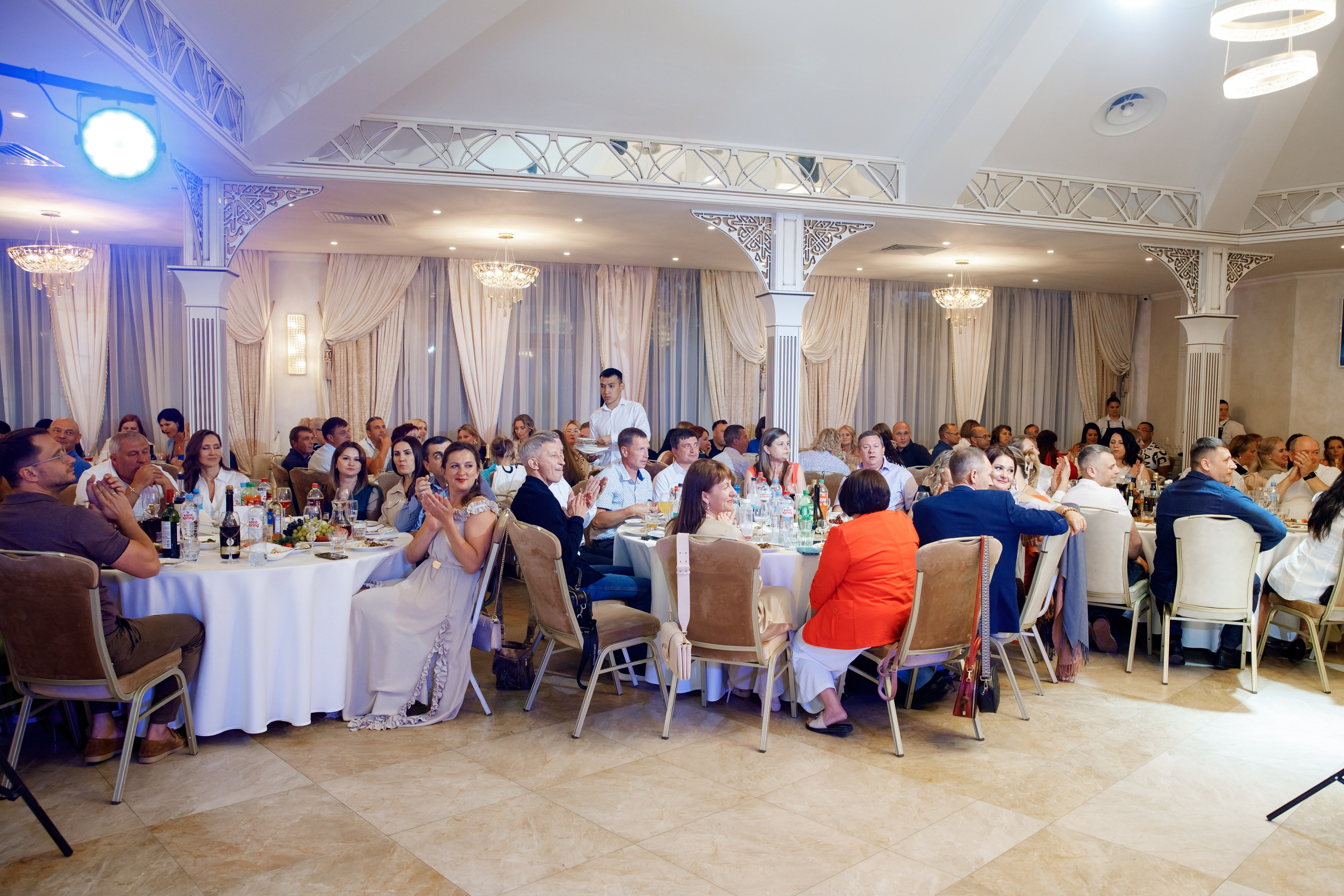 Выпускной_2024. Фотограф Илья Чудин в Саратове