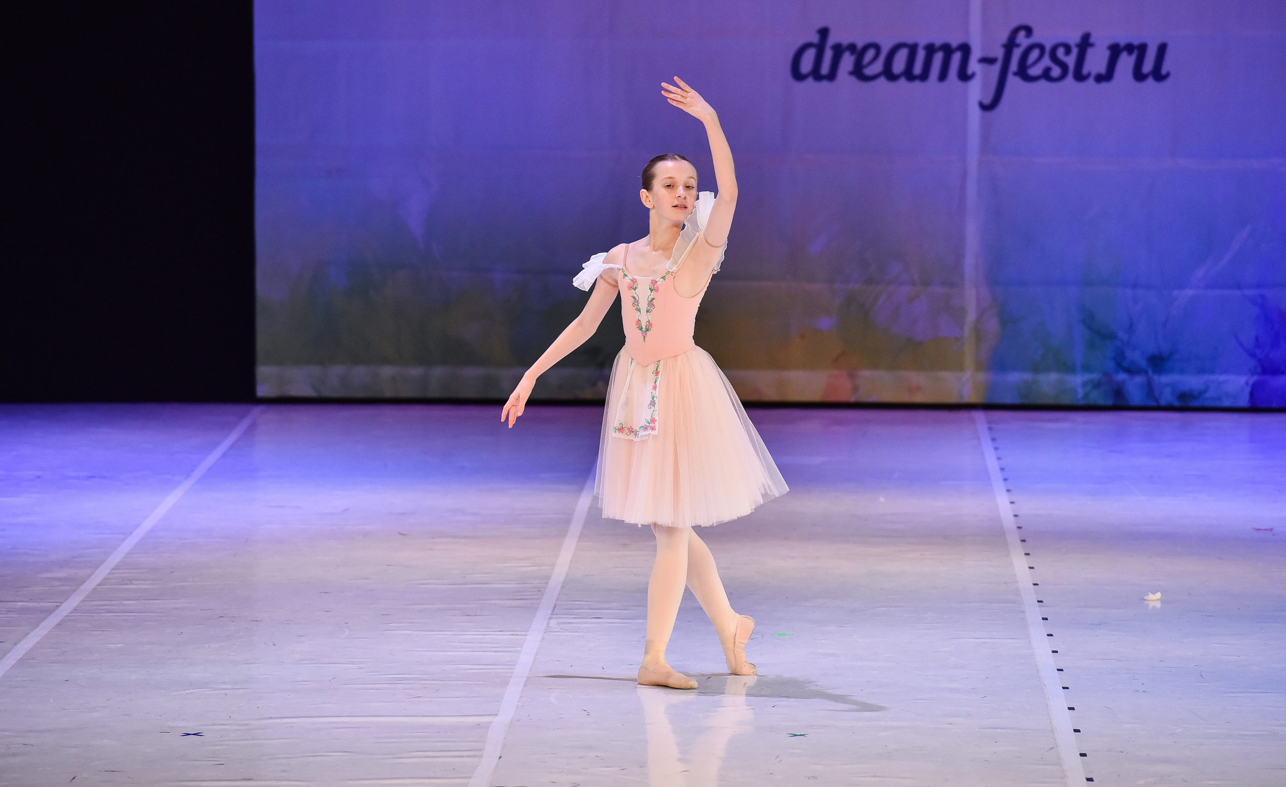 30.11.2024 Фестивальное движение «Шаг к мечте» Москва. Медиастудия Фото Концепт