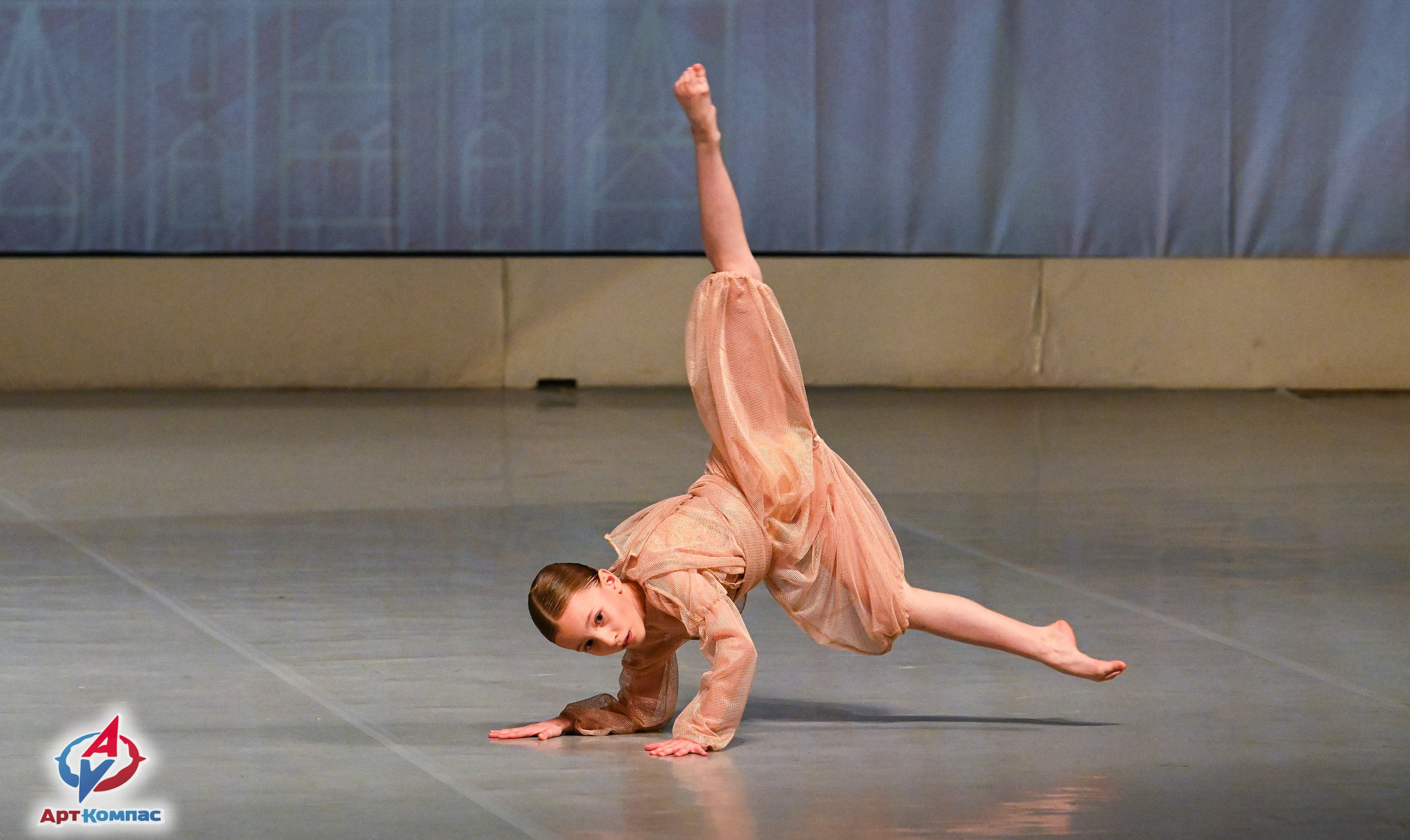 05.10.2025 Всероссийский фестиваль талантов «НЕВСКИЕ ВСТРЕЧИ» г. Санкт-Петербург. Медиастудия Фото Концепт