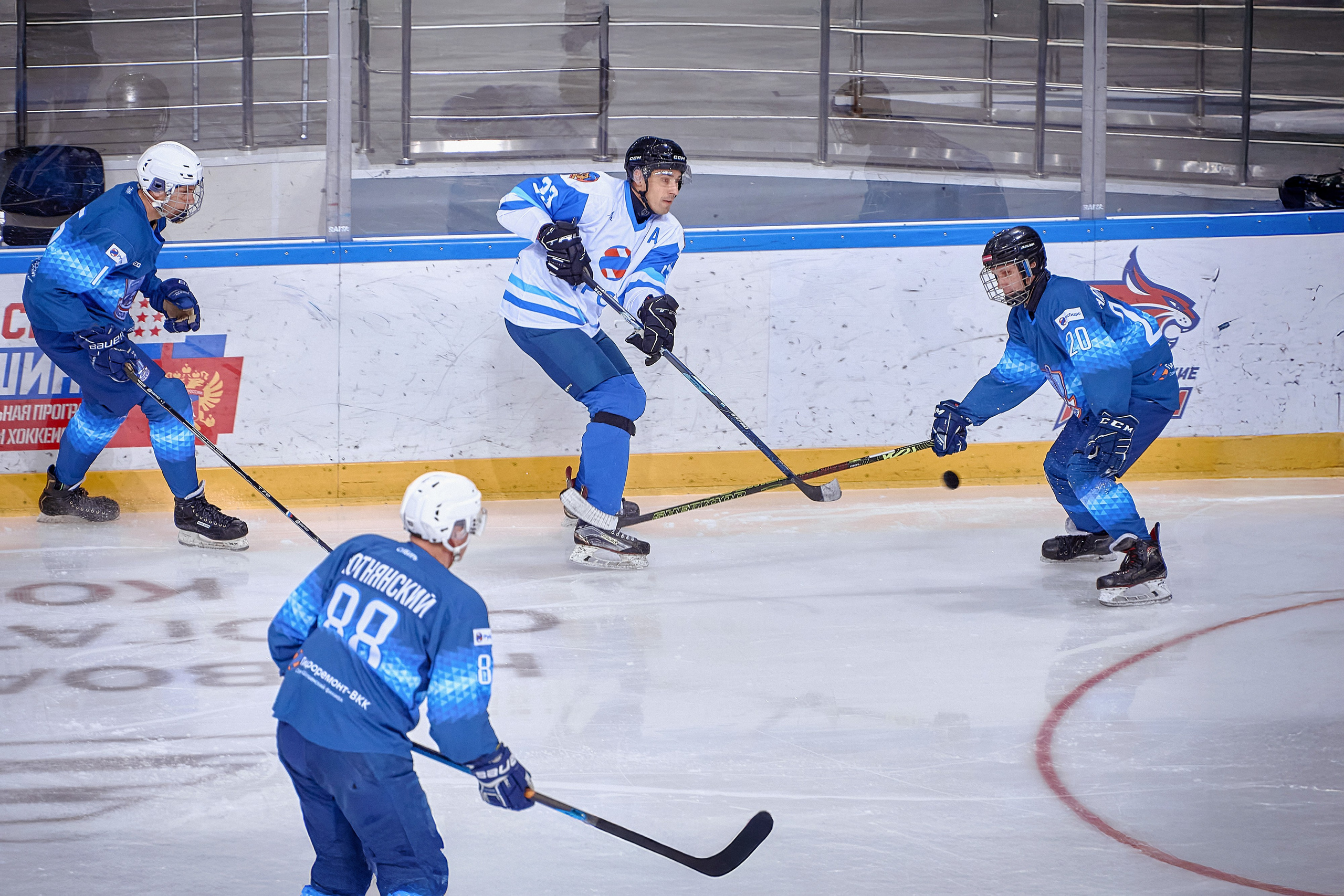 Платинум Арена — Хоккей — РусГидро. Фотограф Яковлев Роман — Красноярск