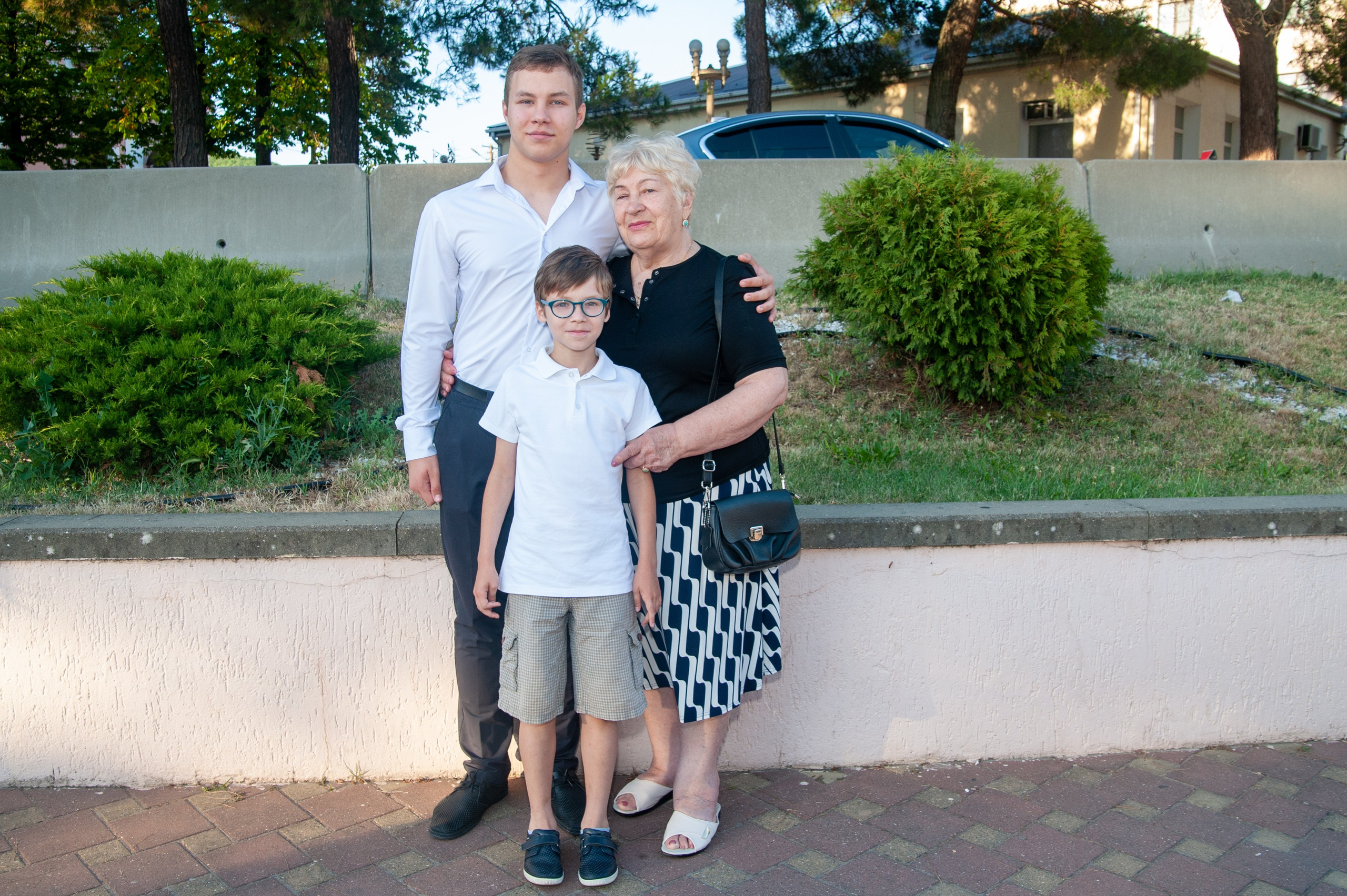 Выпускной МАОУ СОШ № 17 им. Эдуарда Есаяна. Свадебный и семейный фотограф Денис Лукьянов в Краснодаре, Краснодарском крае и Республике Крым