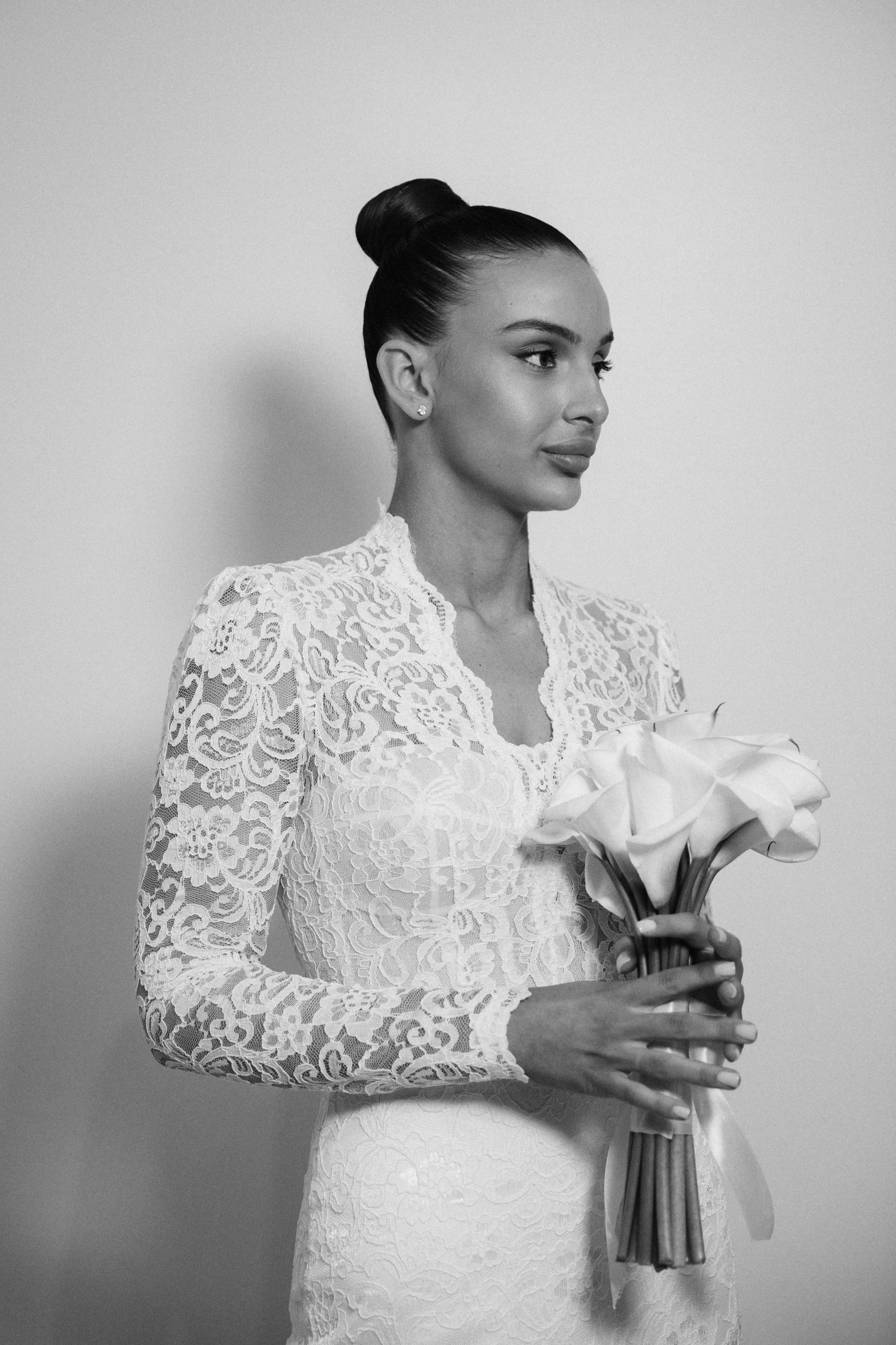 Свадебная фотосессия в гостинице «Владикавказ». Фотограф во Владикавказе Юрий Геворгизов