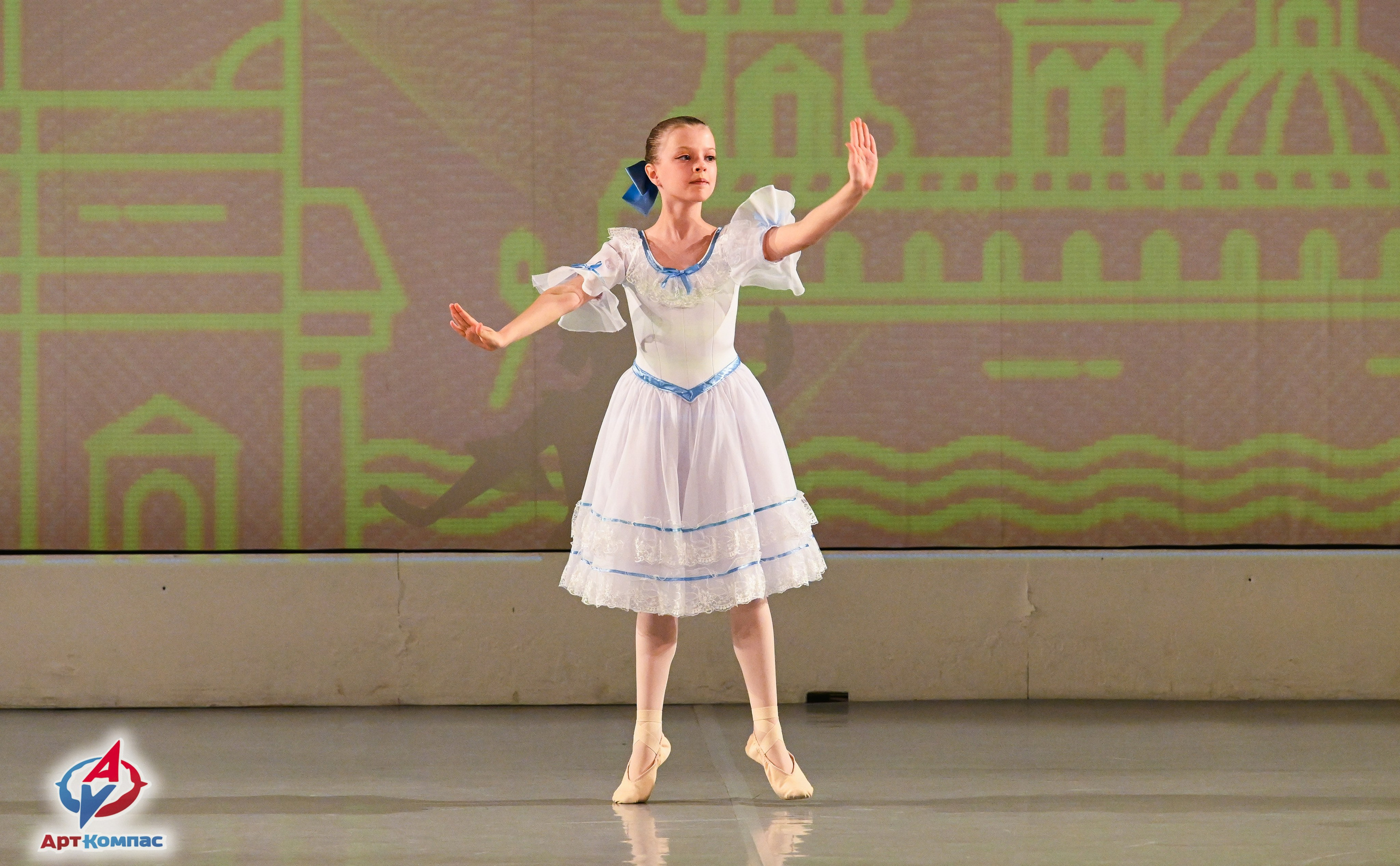 05.10.2025 Всероссийский фестиваль талантов «НЕВСКИЕ ВСТРЕЧИ» г. Санкт-Петербург. Медиастудия Фото Концепт