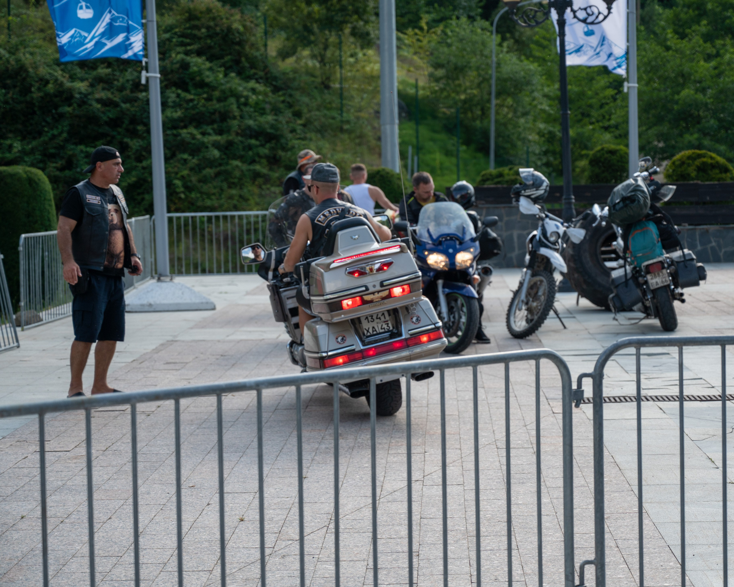 11- ый Ежегодный Байк Фестиваль " Медвежья МОТО ПОЛЯНА». Фотографирую счастливых людей в Сочи