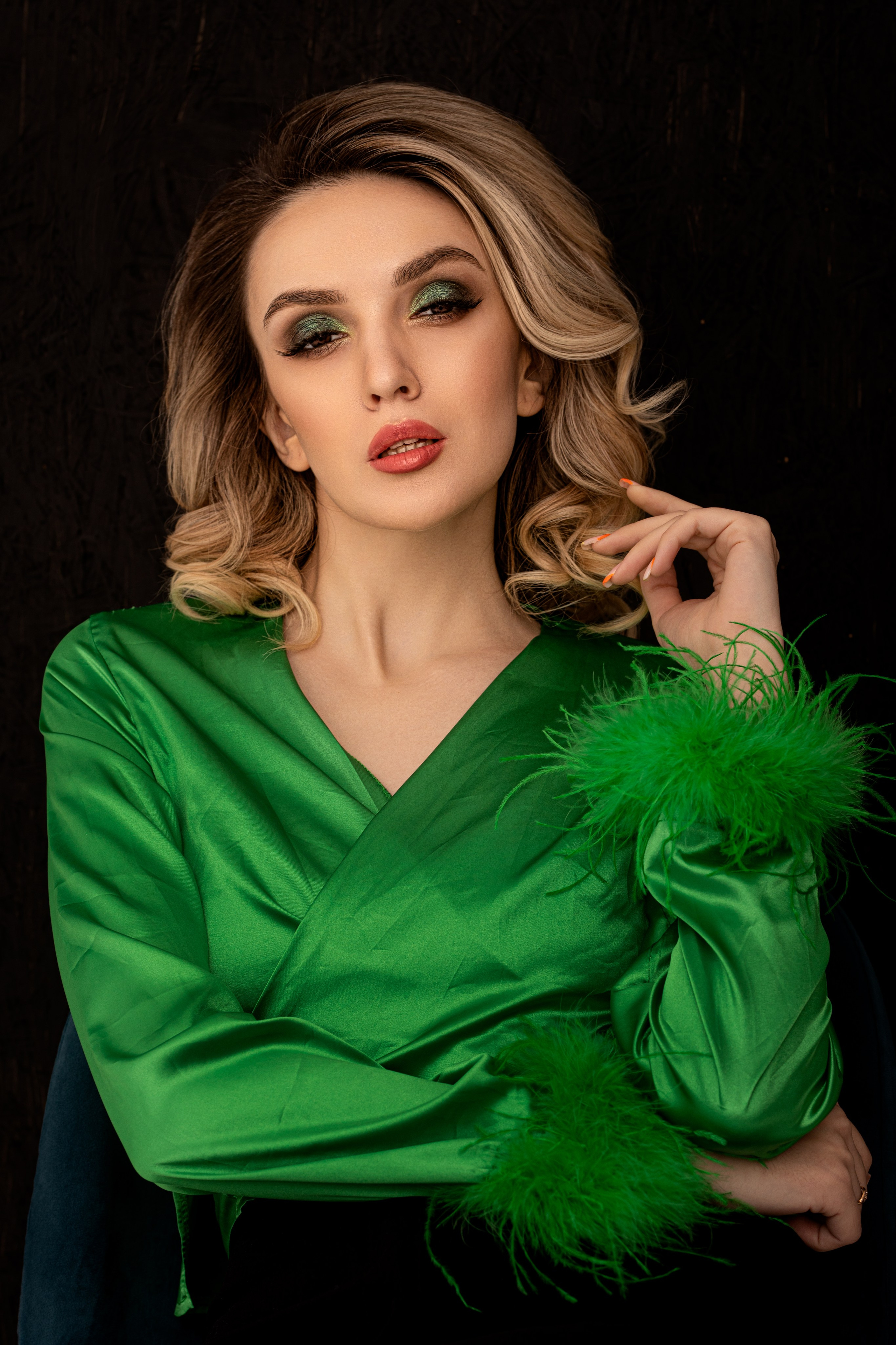 Фотосет с Евгенией в студии на циклораме в формате для «себя»