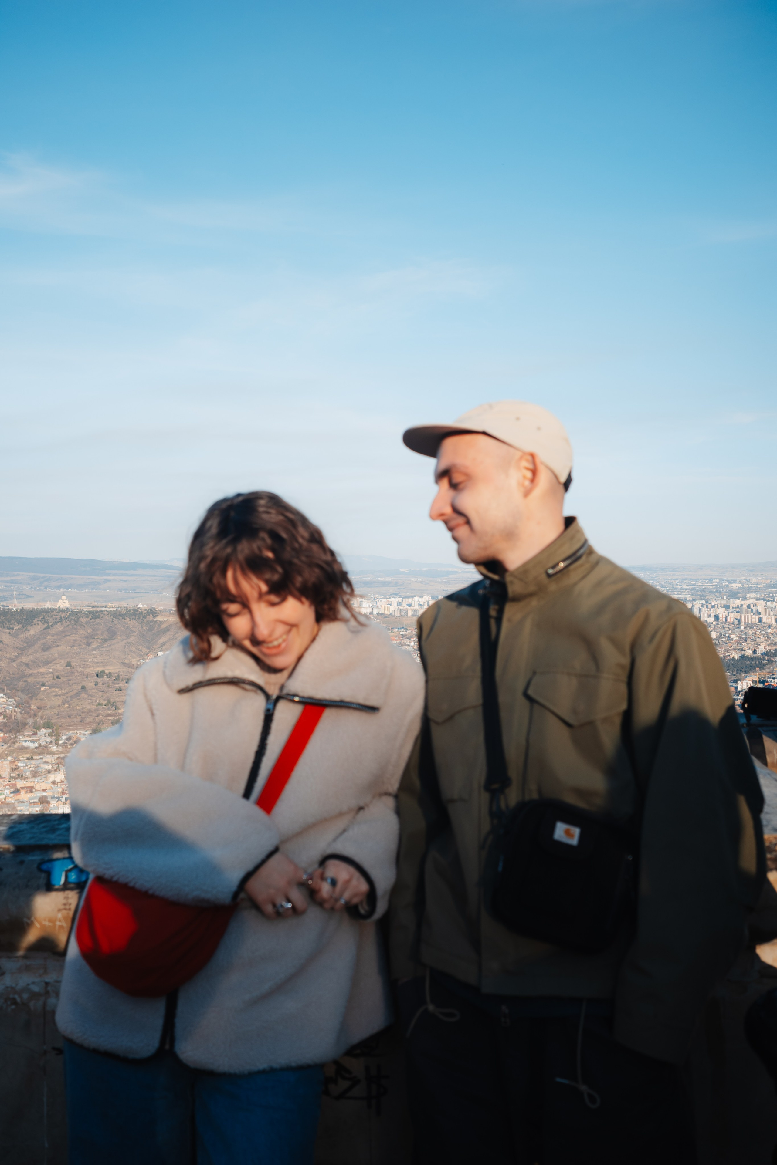 WALKING AROUND TOWN. ANASTASIA SYUTKINA PHOTOGRAPHY