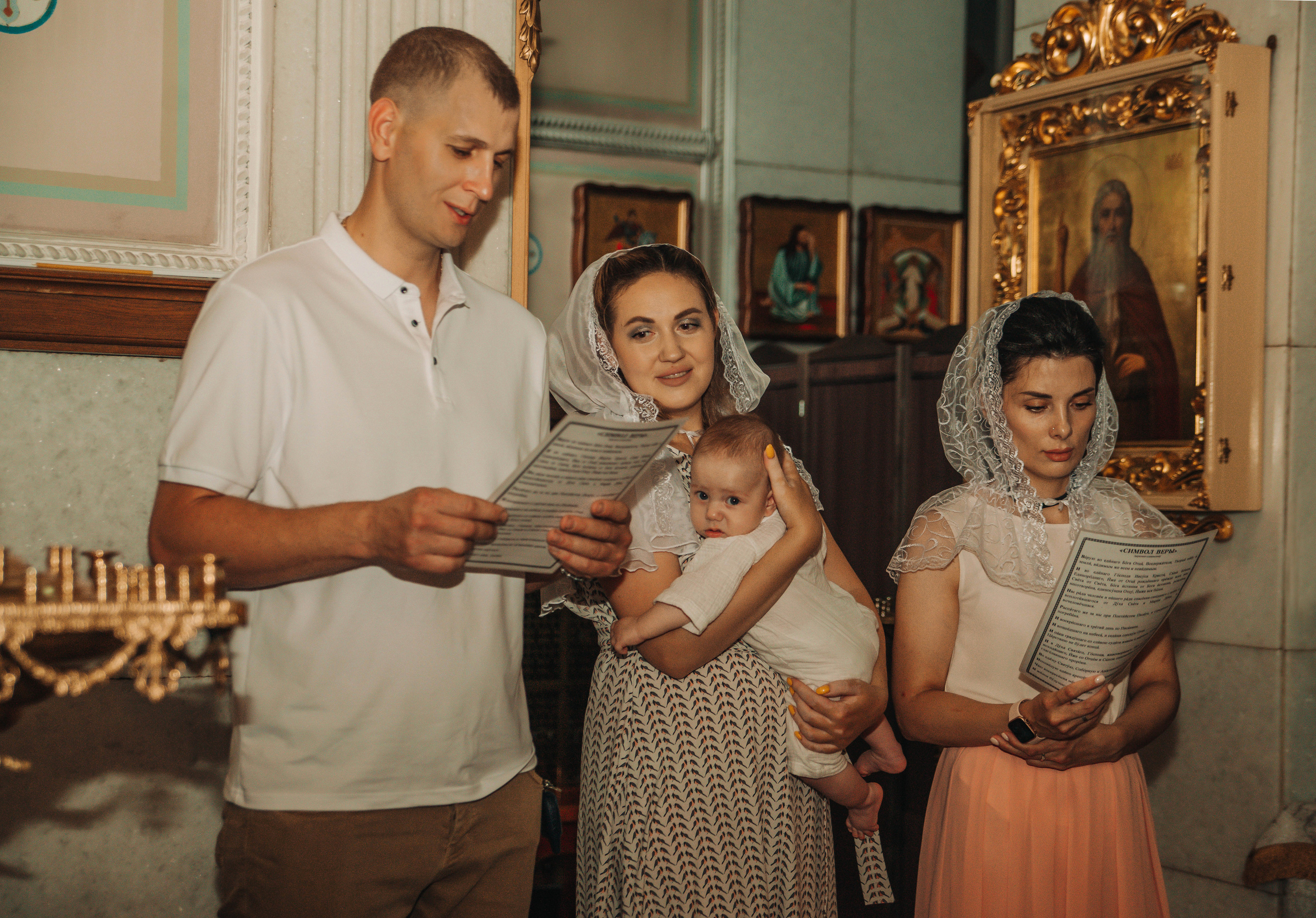 Крещение Артемия. Семейный фотограф Островская Альбина г. Мирный Саха (Якутия)