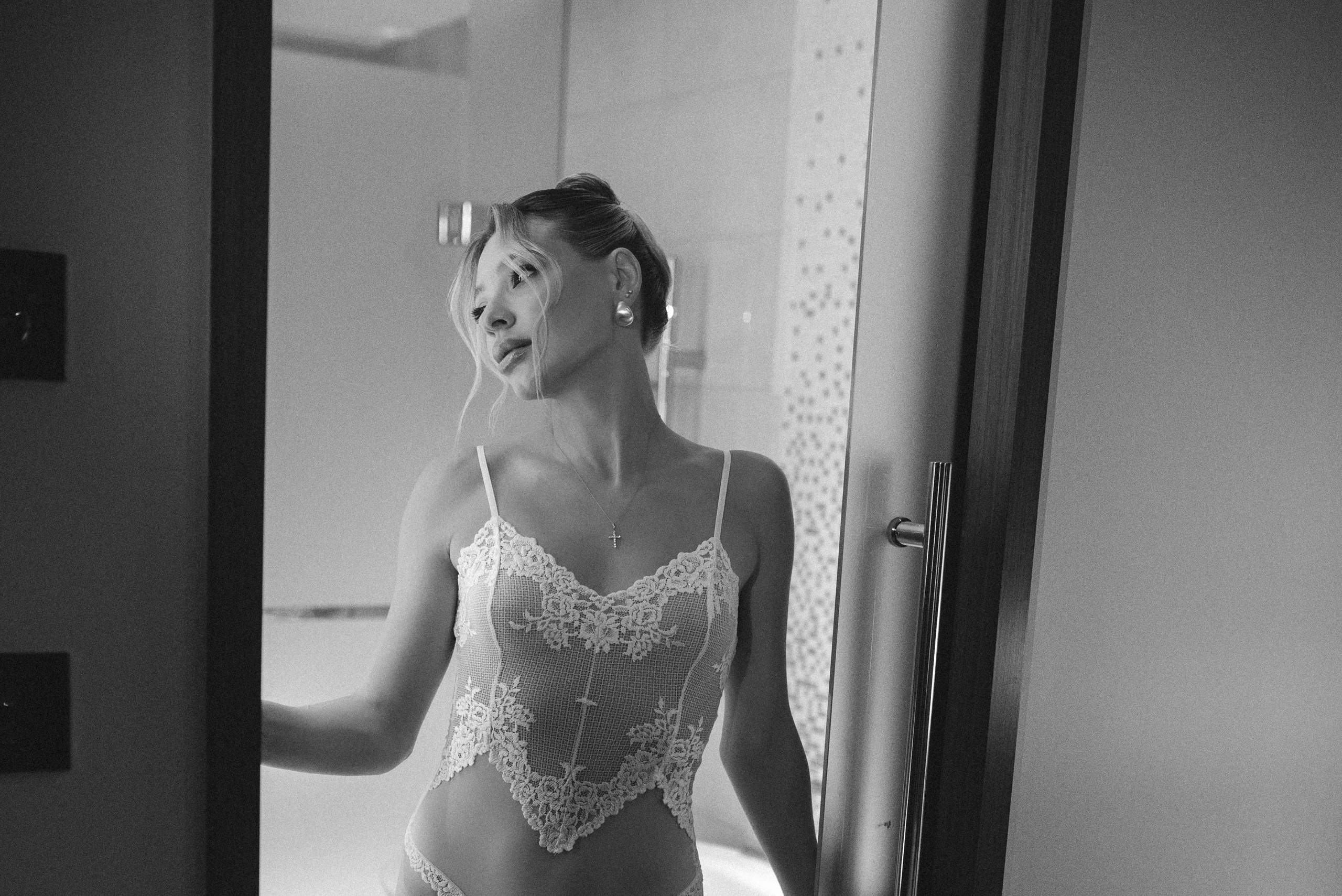 Александр & Ирина (отель/роспись). Свадебный, семейный, женский фотограф в Москве, Мытищах, Королёве Ксения Узилле