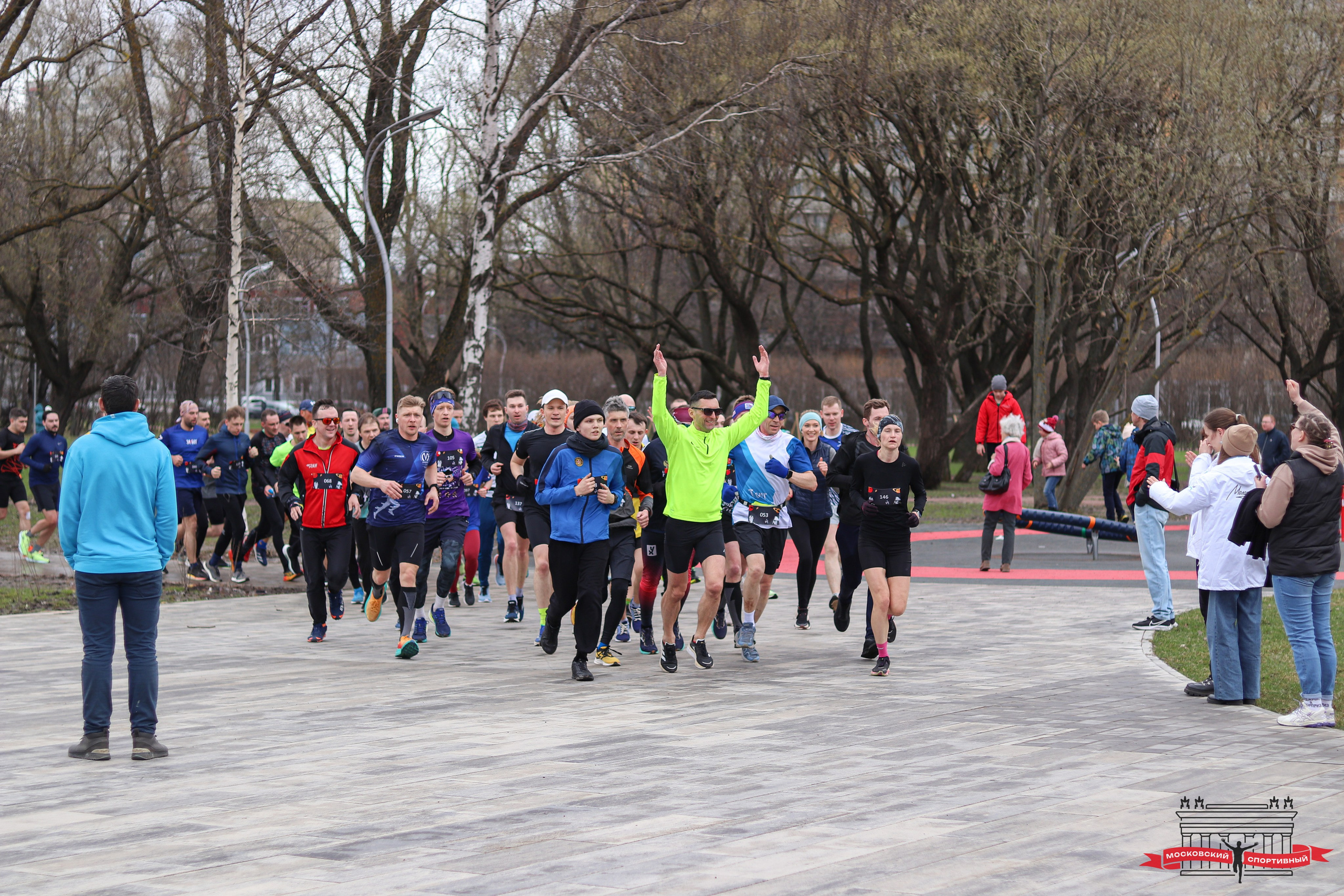 Московский Спортивный «КОСМИЧЕСКИЙ RUNOFF». Ивентный фотограф в Санкт-Петербурге Олег Комков