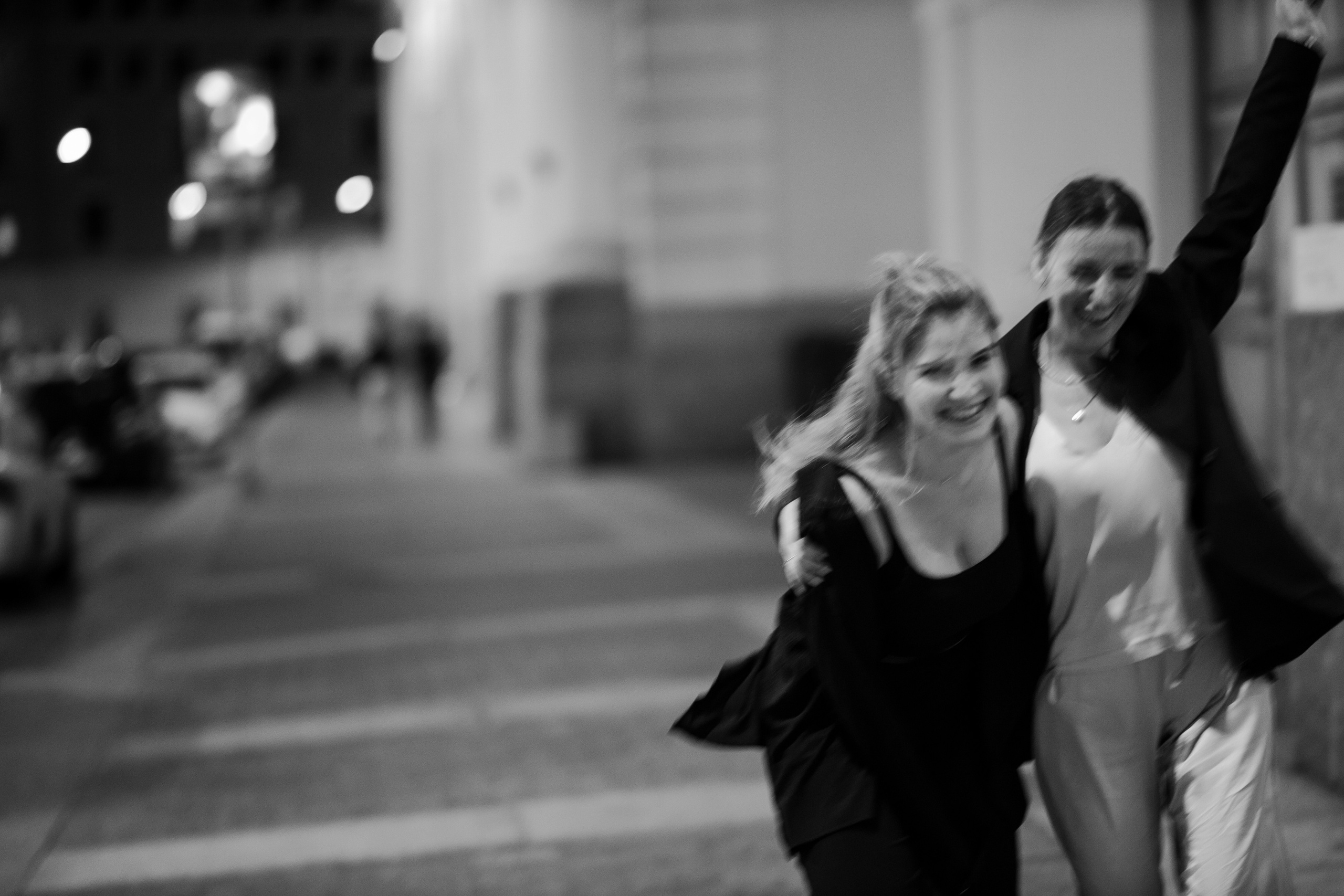 Оля и Даша. Свадебный фотограф Таня Караисаева