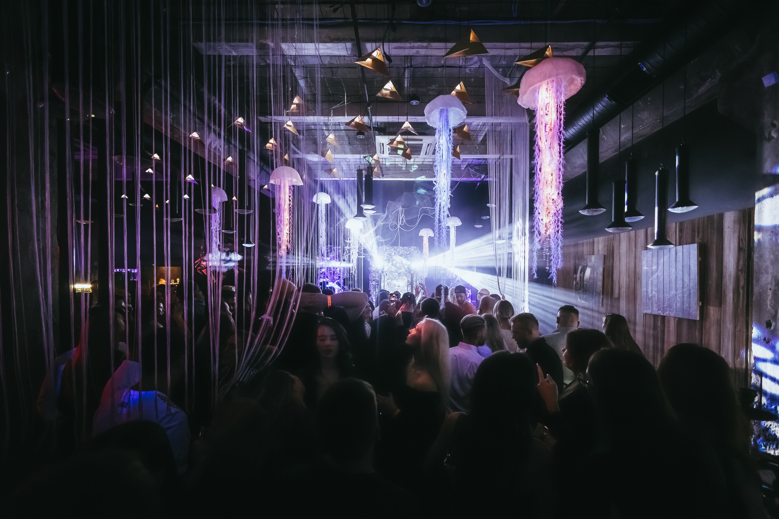 MANTRA — Dibidabo. Фото и видео контент за одну съемку — Веретенников Егор