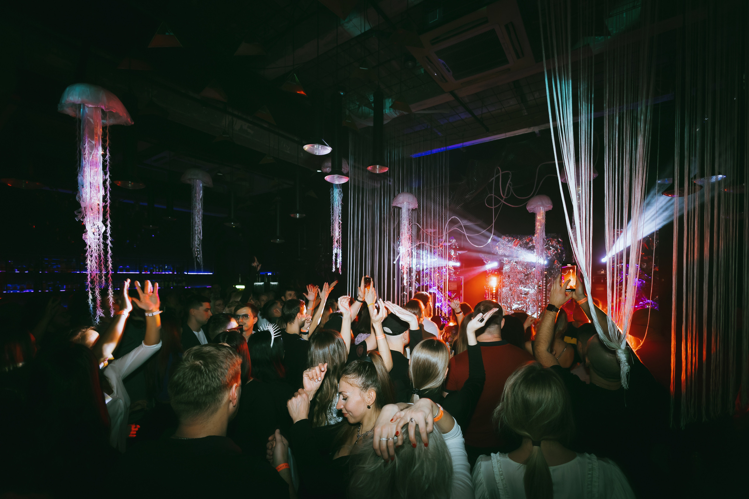 MANTRA — Dibidabo. Фото и видео контент за одну съемку — Веретенников Егор