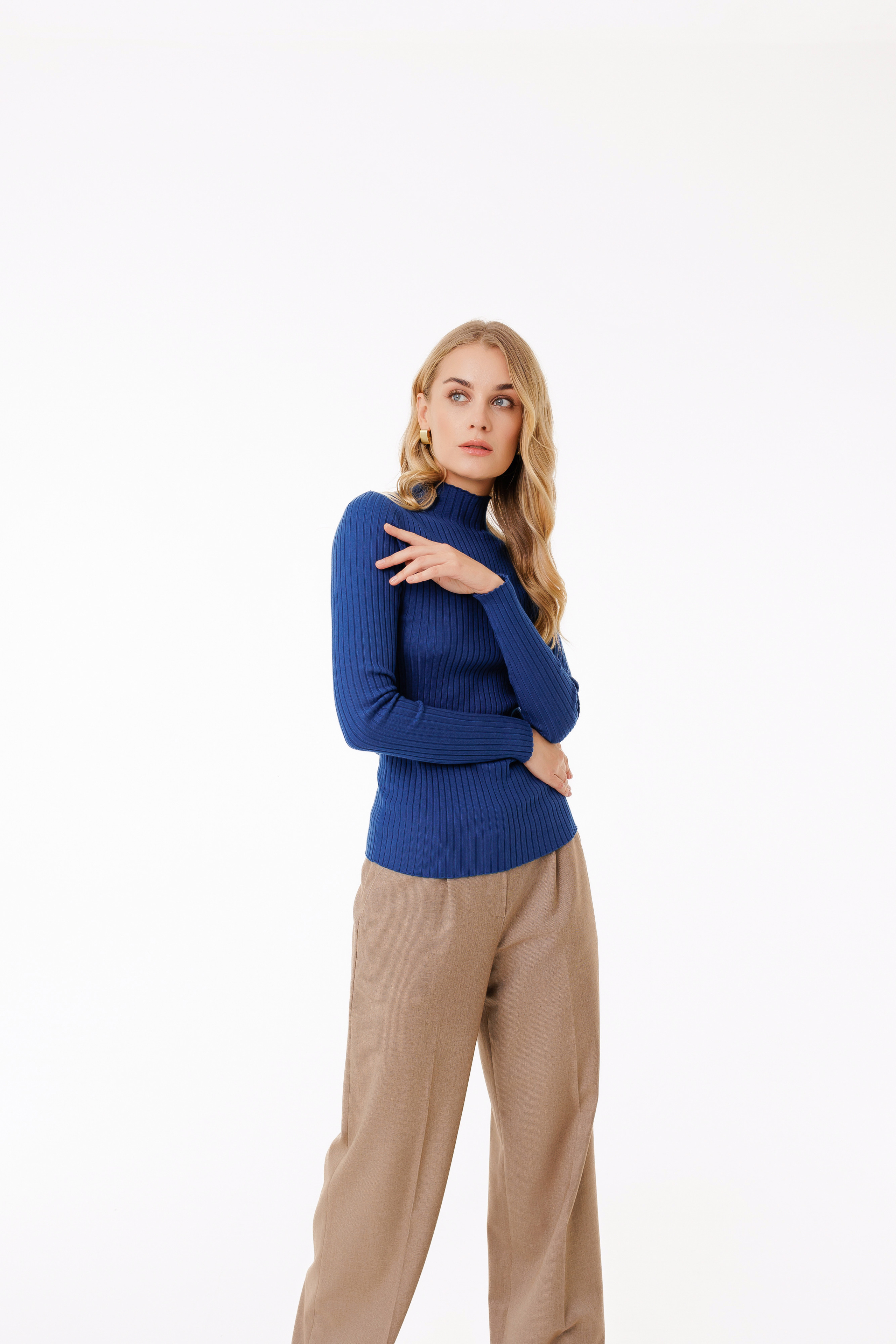 Каталог — циклорама. Фото и видео контент за одну съемку — Веретенников Егор