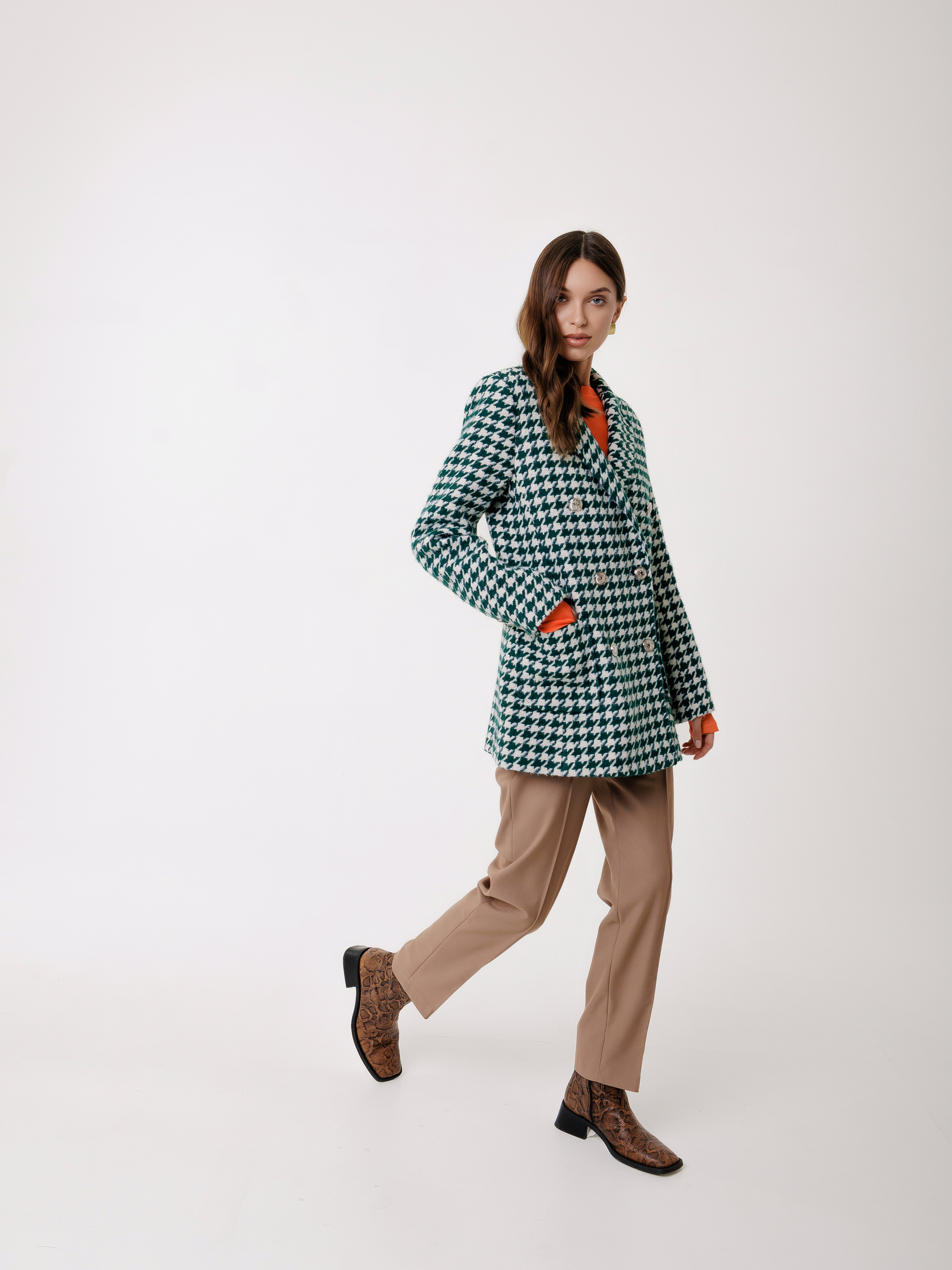 Каталог — циклорама. Фото и видео контент за одну съемку — Веретенников Егор