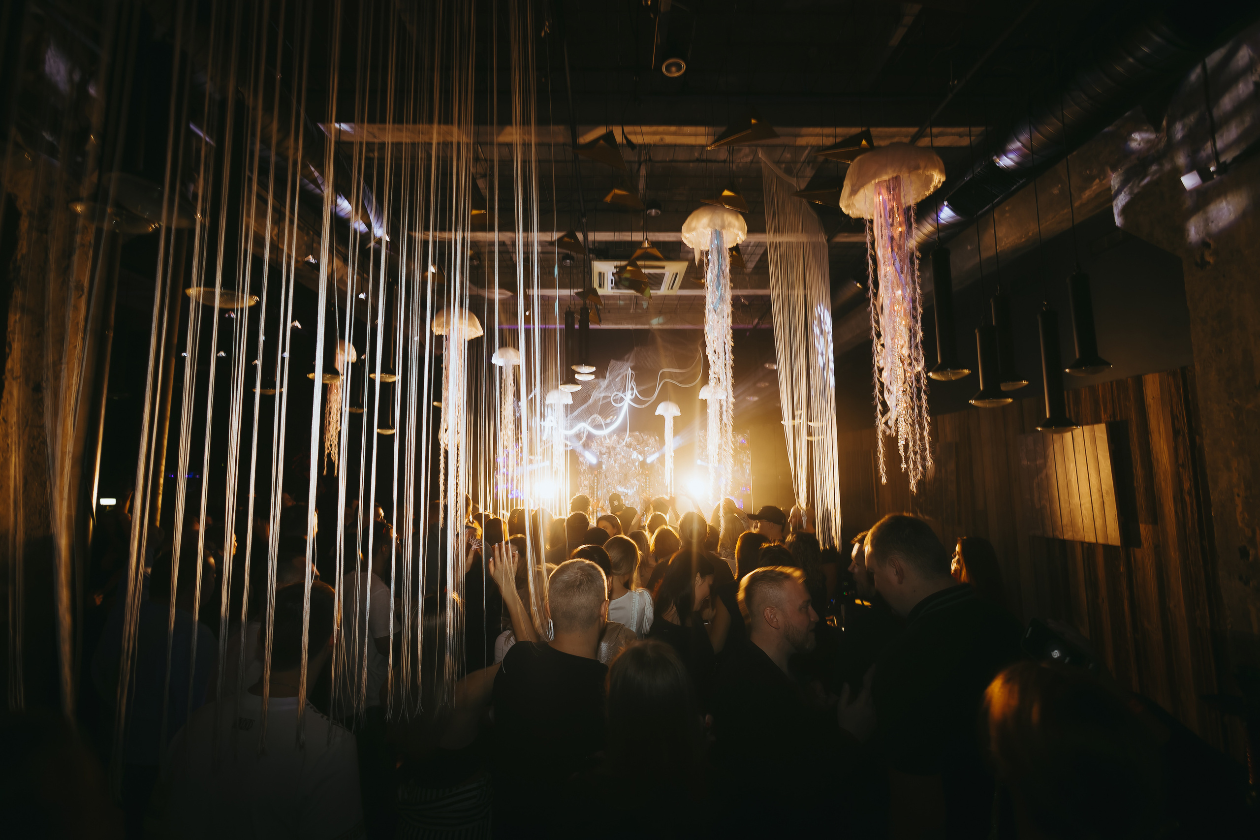 MANTRA — Dibidabo. Фото и видео контент за одну съемку — Веретенников Егор