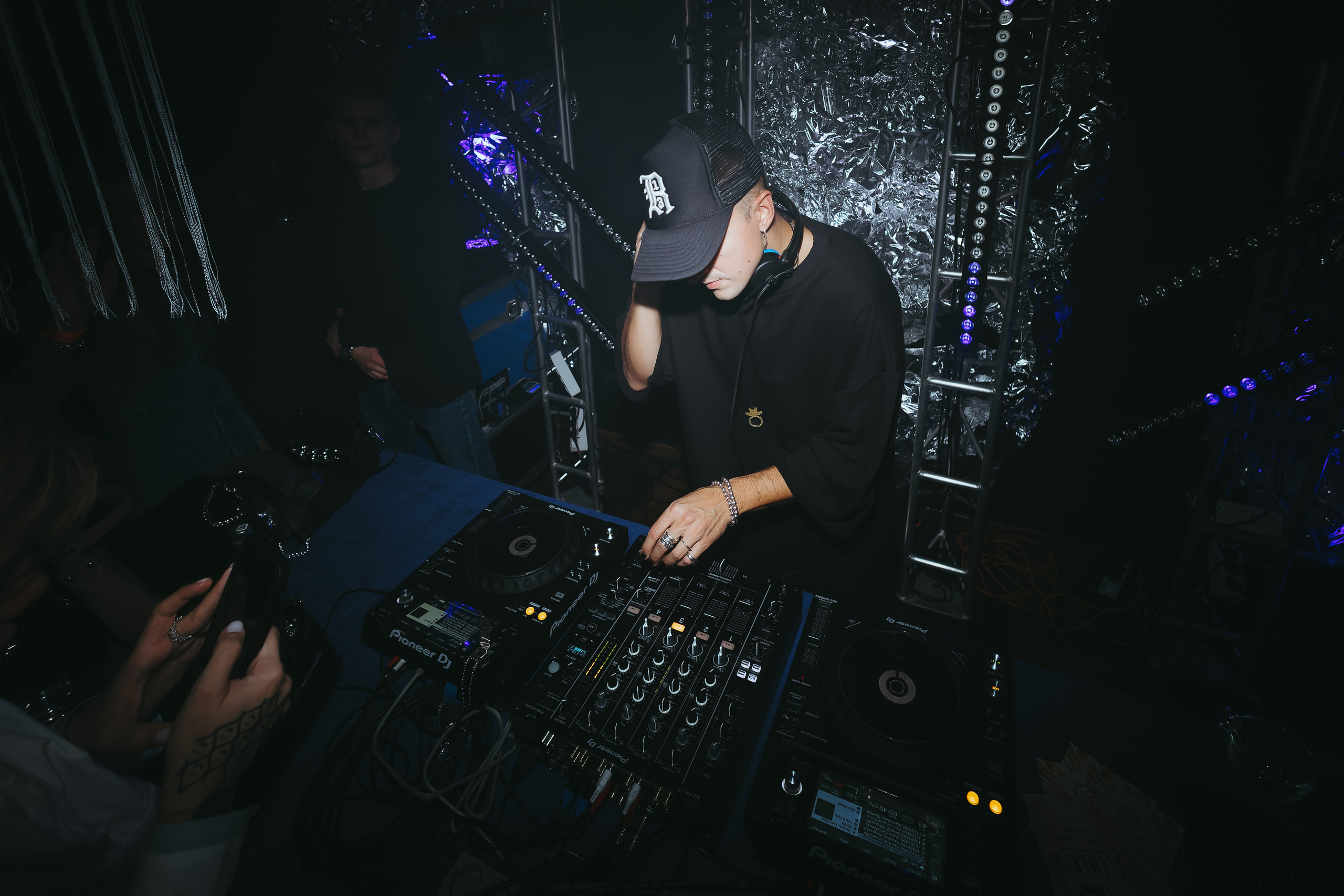 MANTRA — Dibidabo. Фото и видео контент за одну съемку — Веретенников Егор