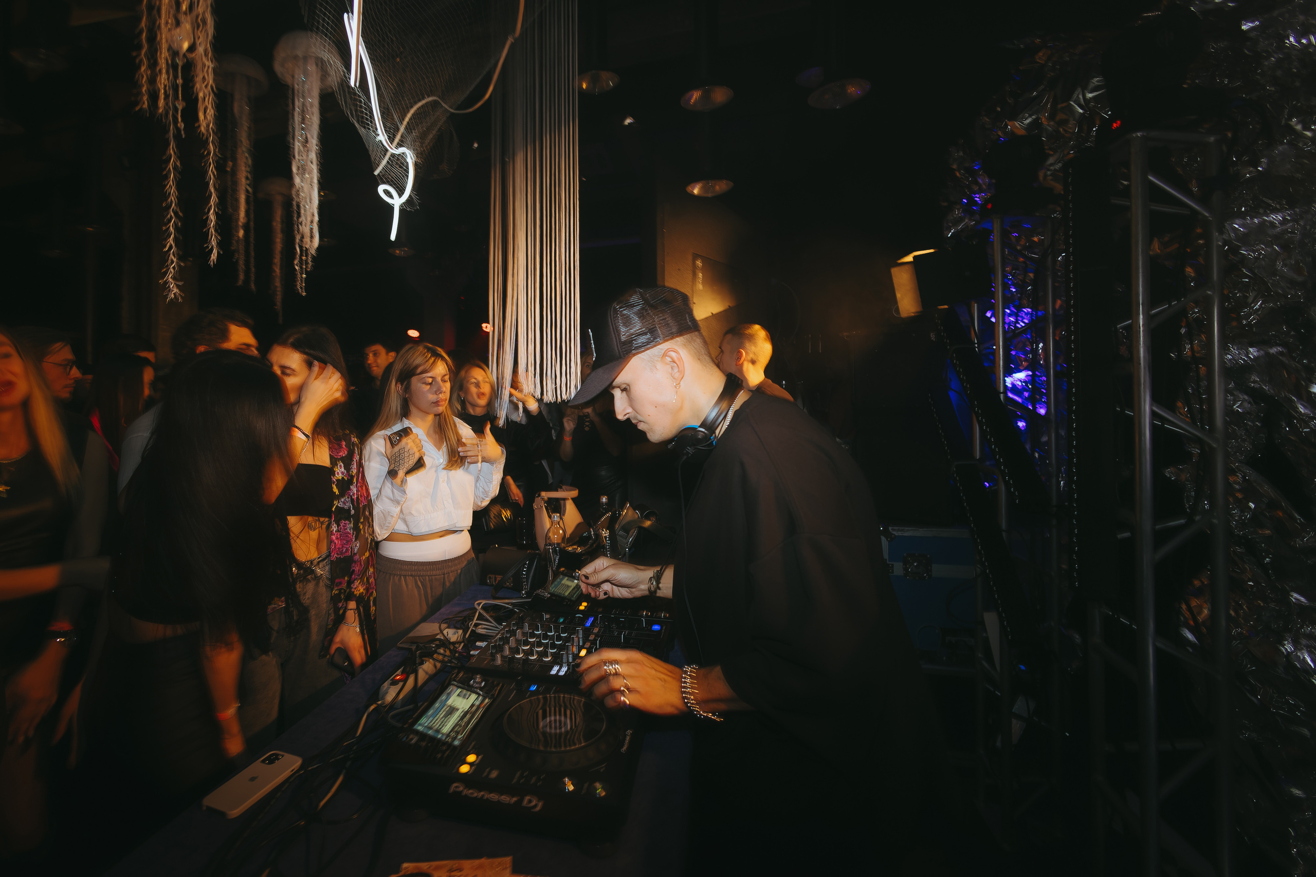 MANTRA — Dibidabo. Фото и видео контент за одну съемку — Веретенников Егор