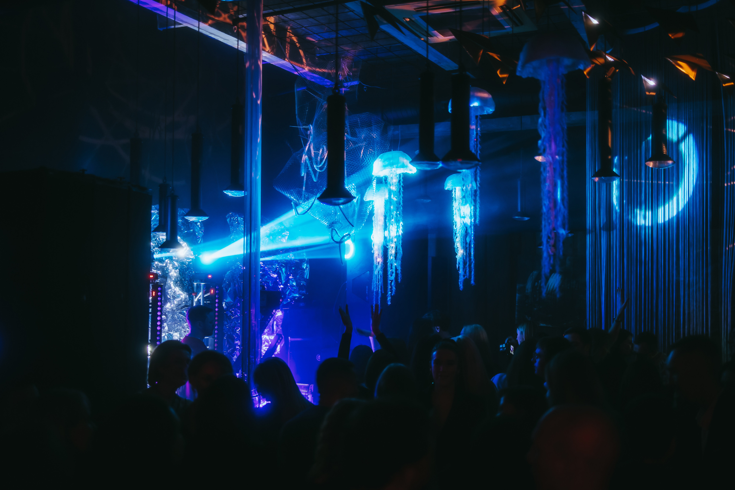 MANTRA — Dibidabo. Фото и видео контент за одну съемку — Веретенников Егор