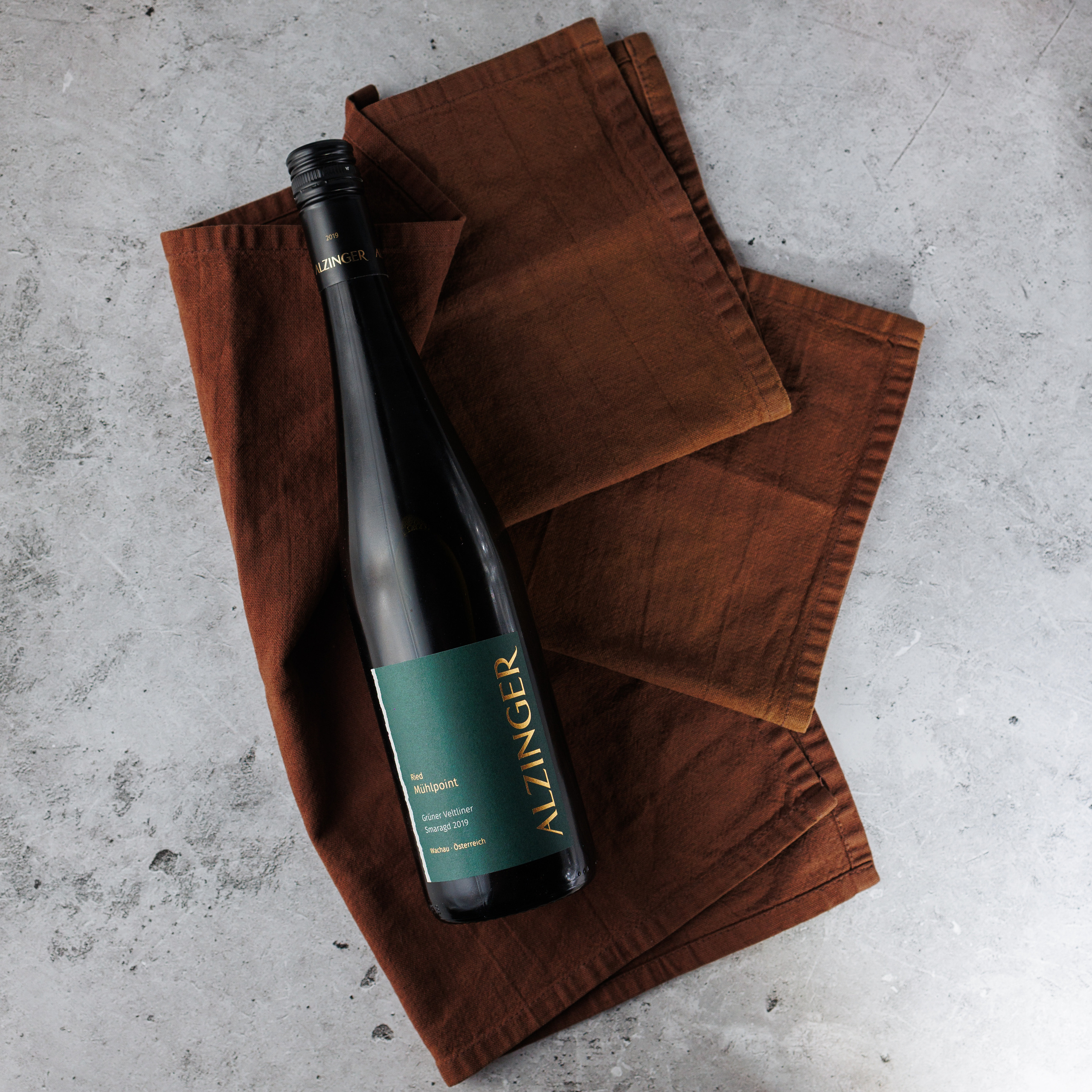 «Вино». Фото и видео контент за одну съемку — Веретенников Егор