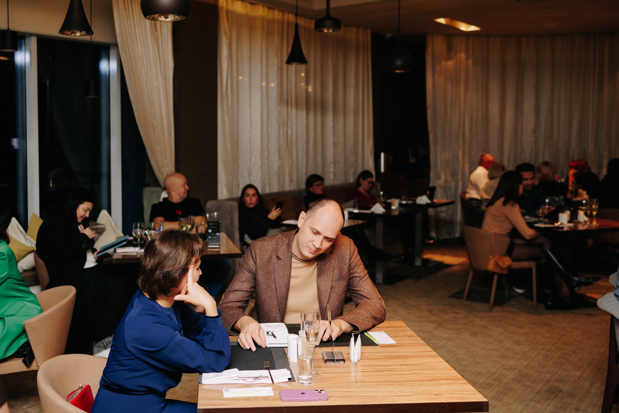 Гастроужин в ресторане FOUR с Денисом Кондратенко. Фото и видео контент за одну съемку — Веретенников Егор