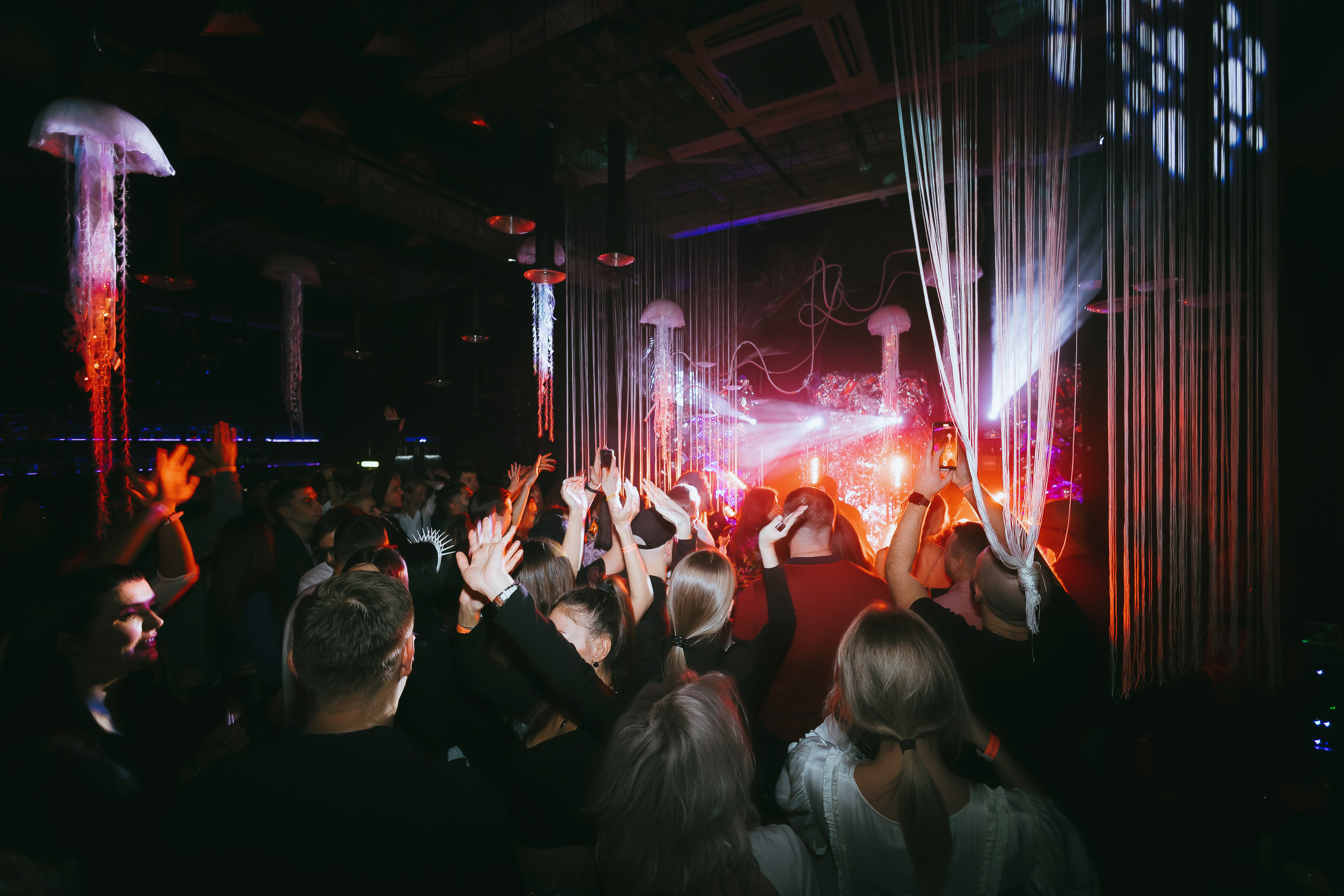 MANTRA — Dibidabo. Фото и видео контент за одну съемку — Веретенников Егор