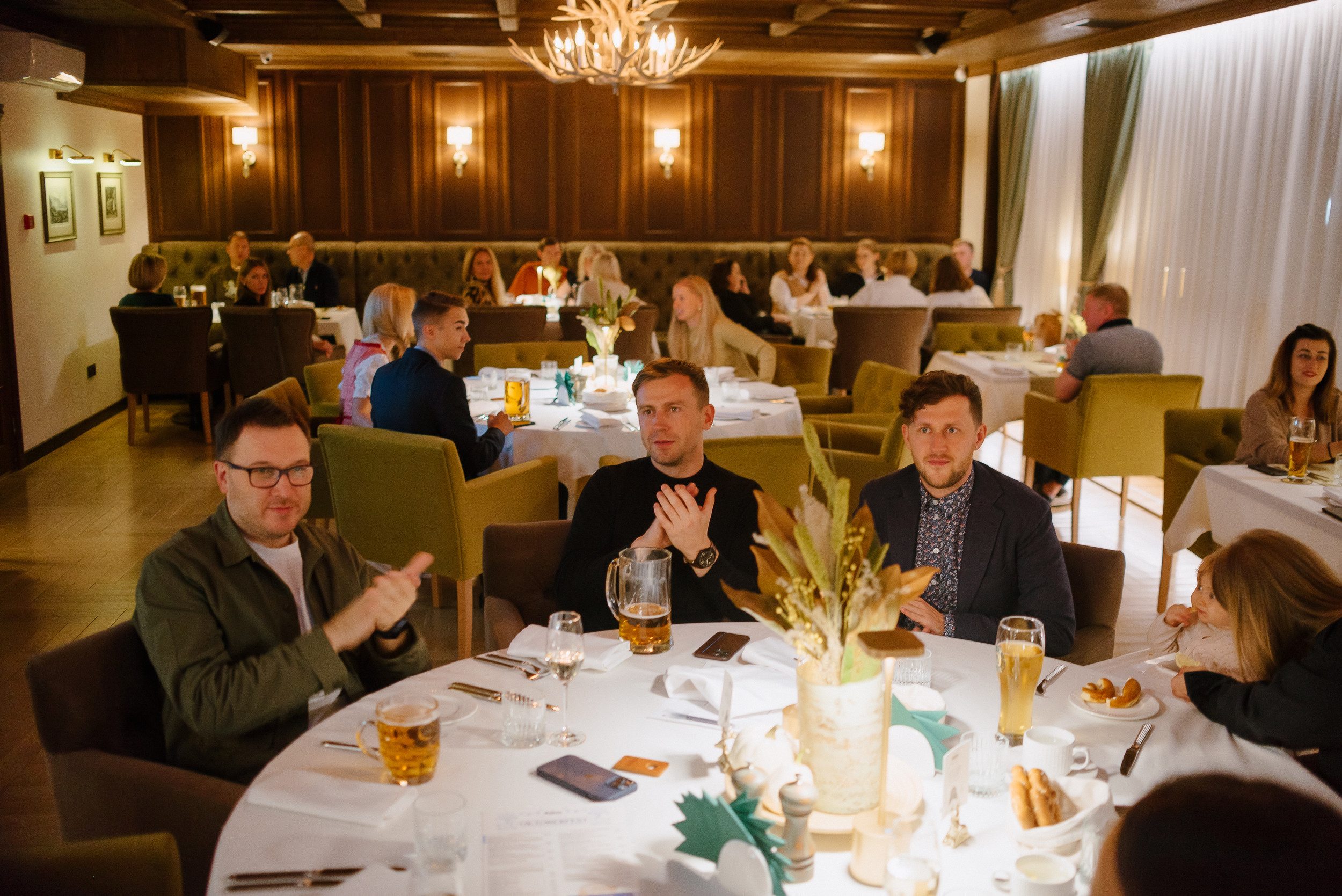 Alpen — Octoberfest. Фото и видео контент за одну съемку — Веретенников Егор