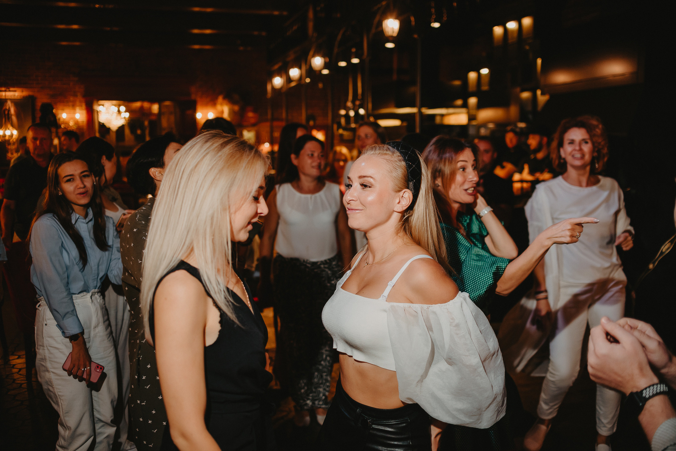 День рождения ресторана Конюшня. Фото и видео контент за одну съемку — Веретенников Егор