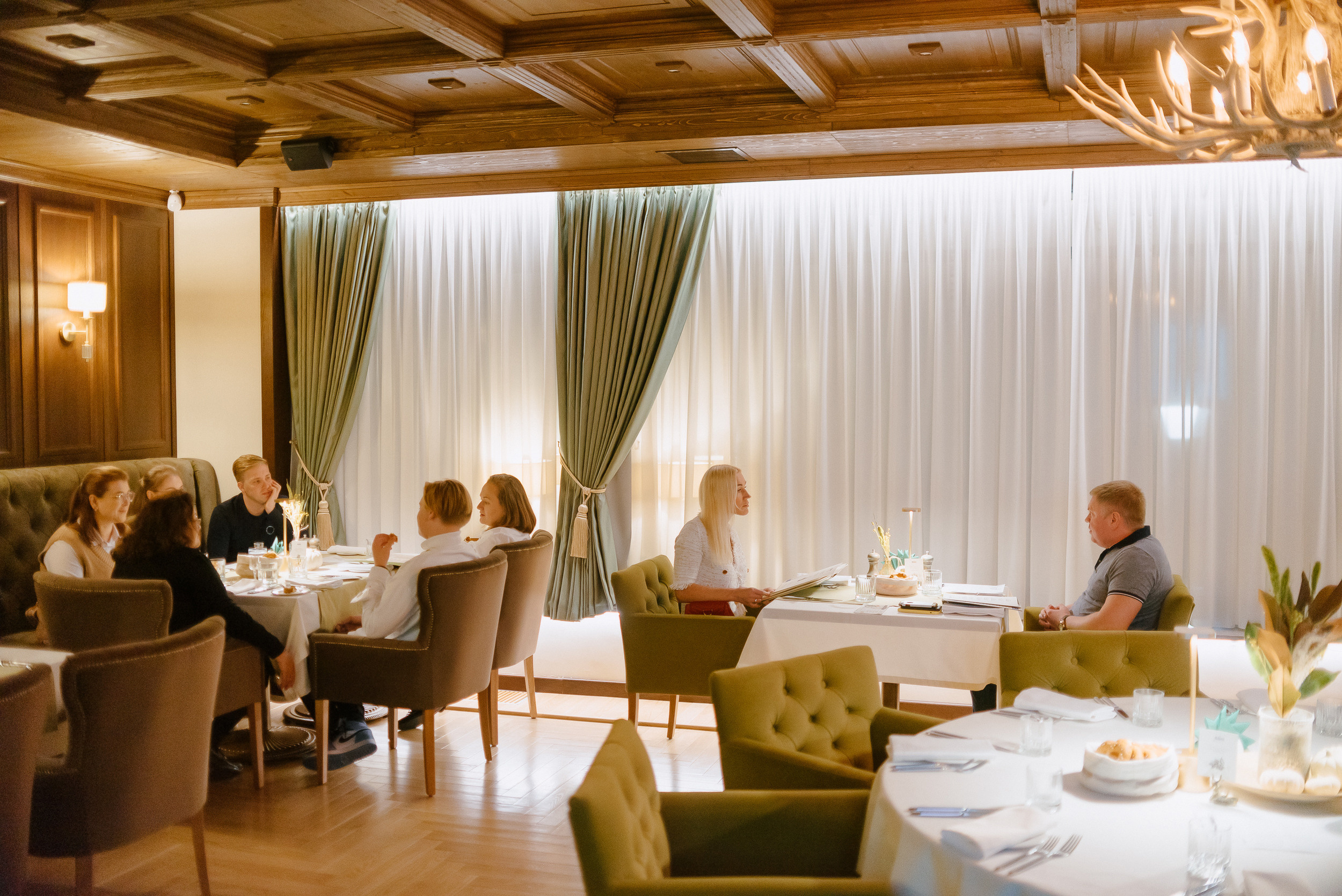 Alpen — Octoberfest. Фото и видео контент за одну съемку — Веретенников Егор