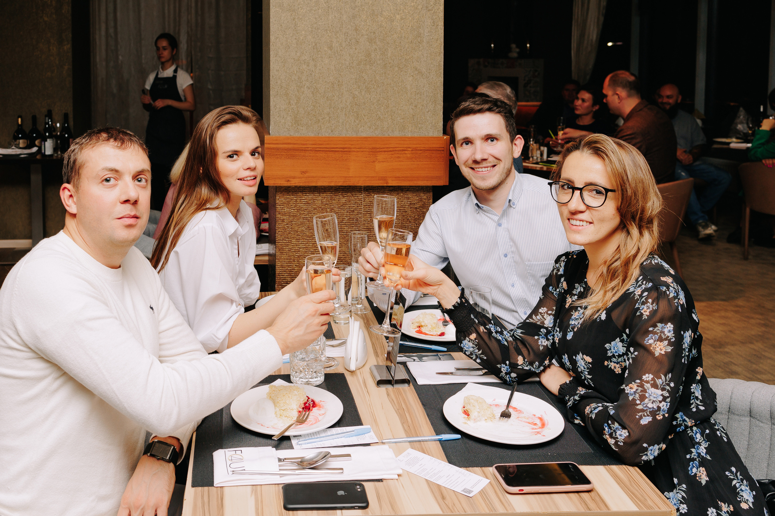 Гастроужин в ресторане FOUR с Денисом Кондратенко. Фото и видео контент за одну съемку — Веретенников Егор
