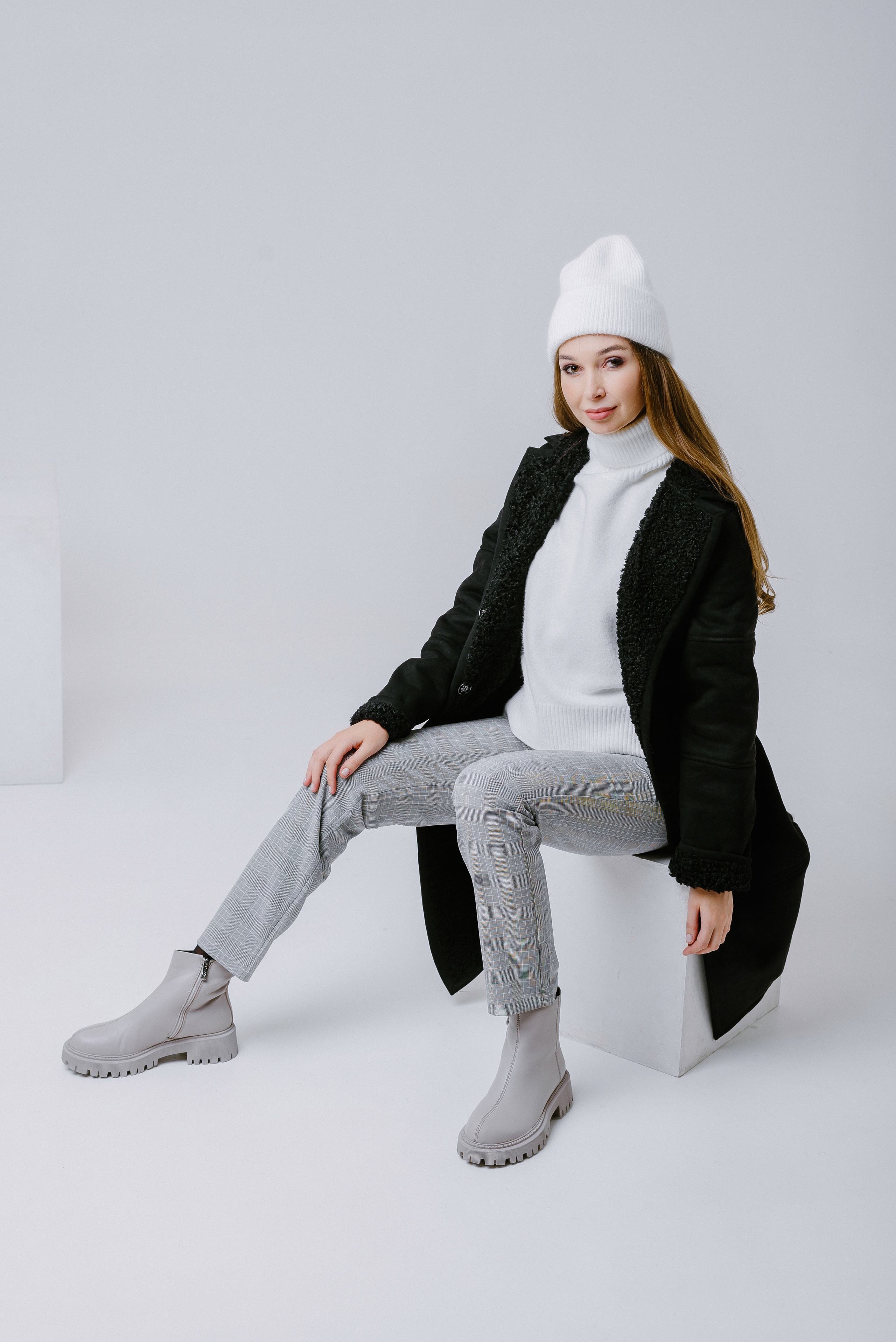 Каталог — нейтральный фон. Фото и видео контент за одну съемку — Веретенников Егор