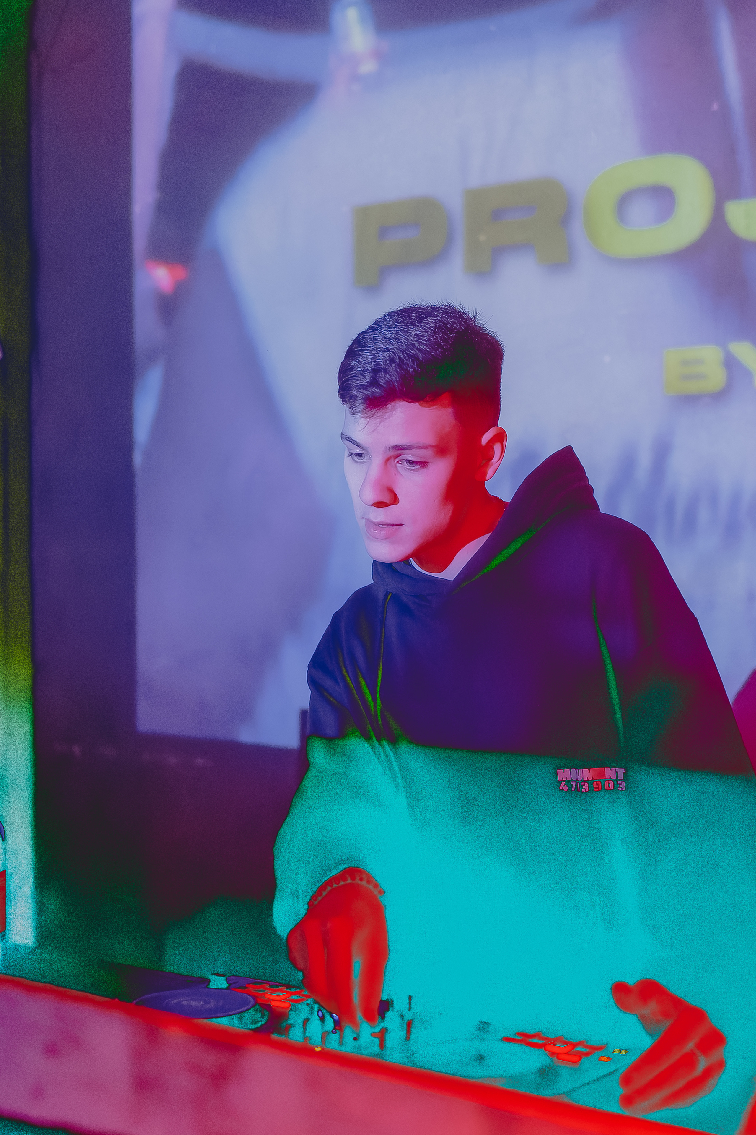 X — project. Фото и видео контент за одну съемку — Веретенников Егор