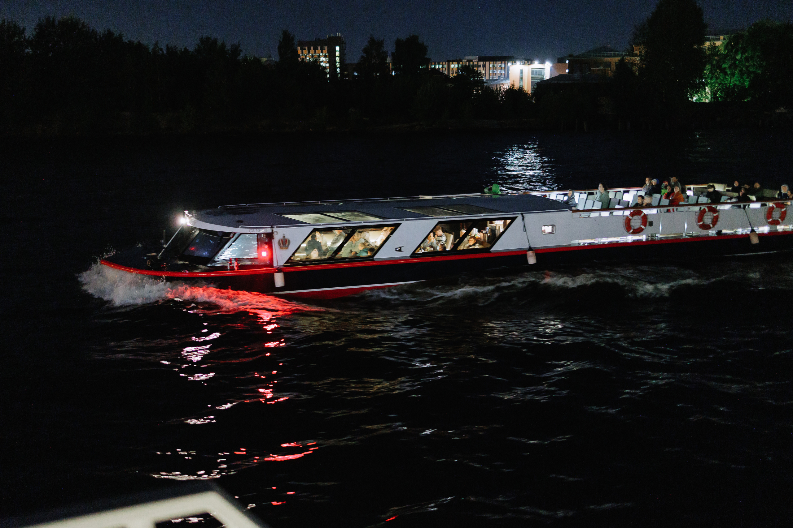 Вечеринка на корабле. Фото и видео контент за одну съемку — Веретенников Егор