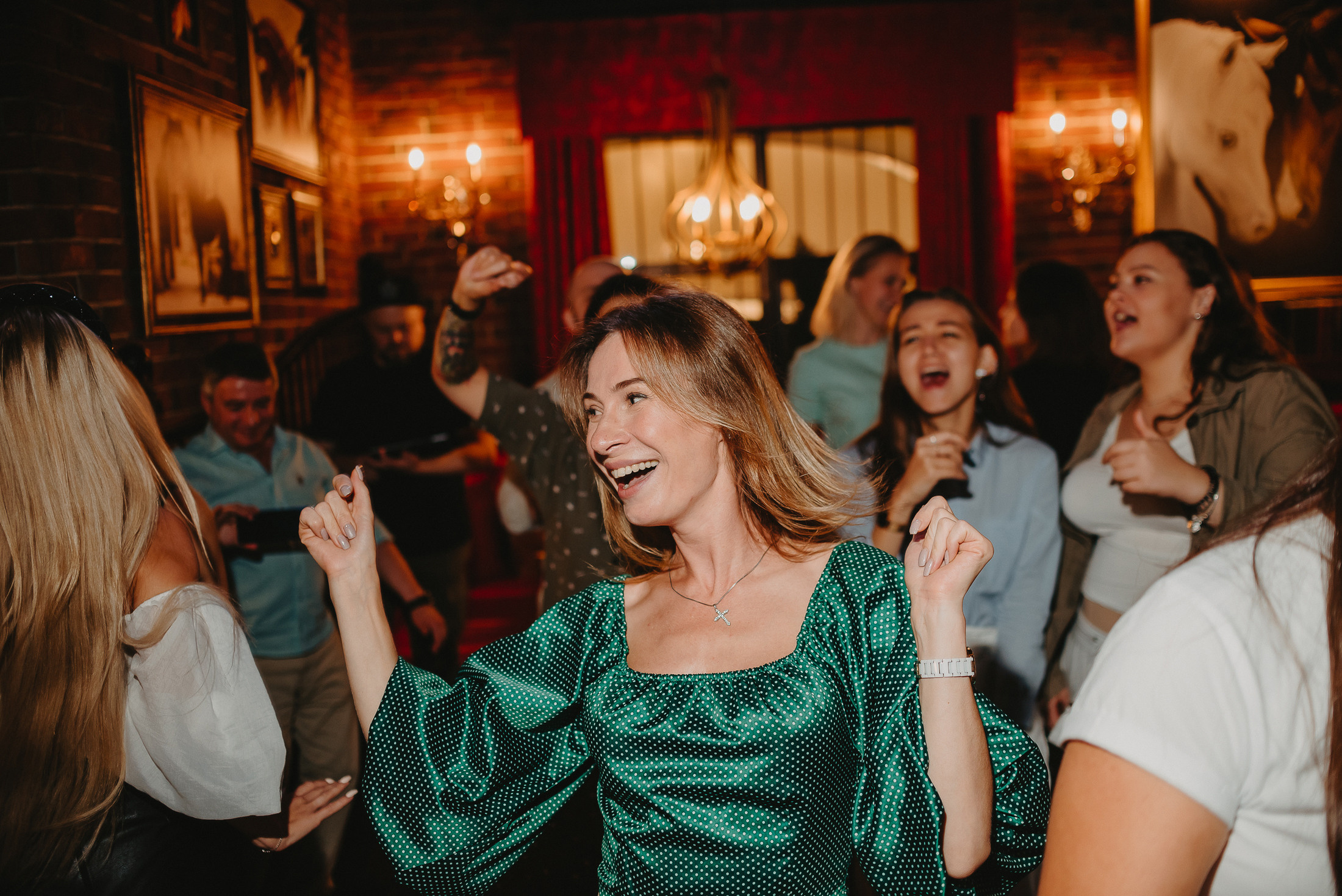 День рождения ресторана Конюшня. Фото и видео контент за одну съемку — Веретенников Егор